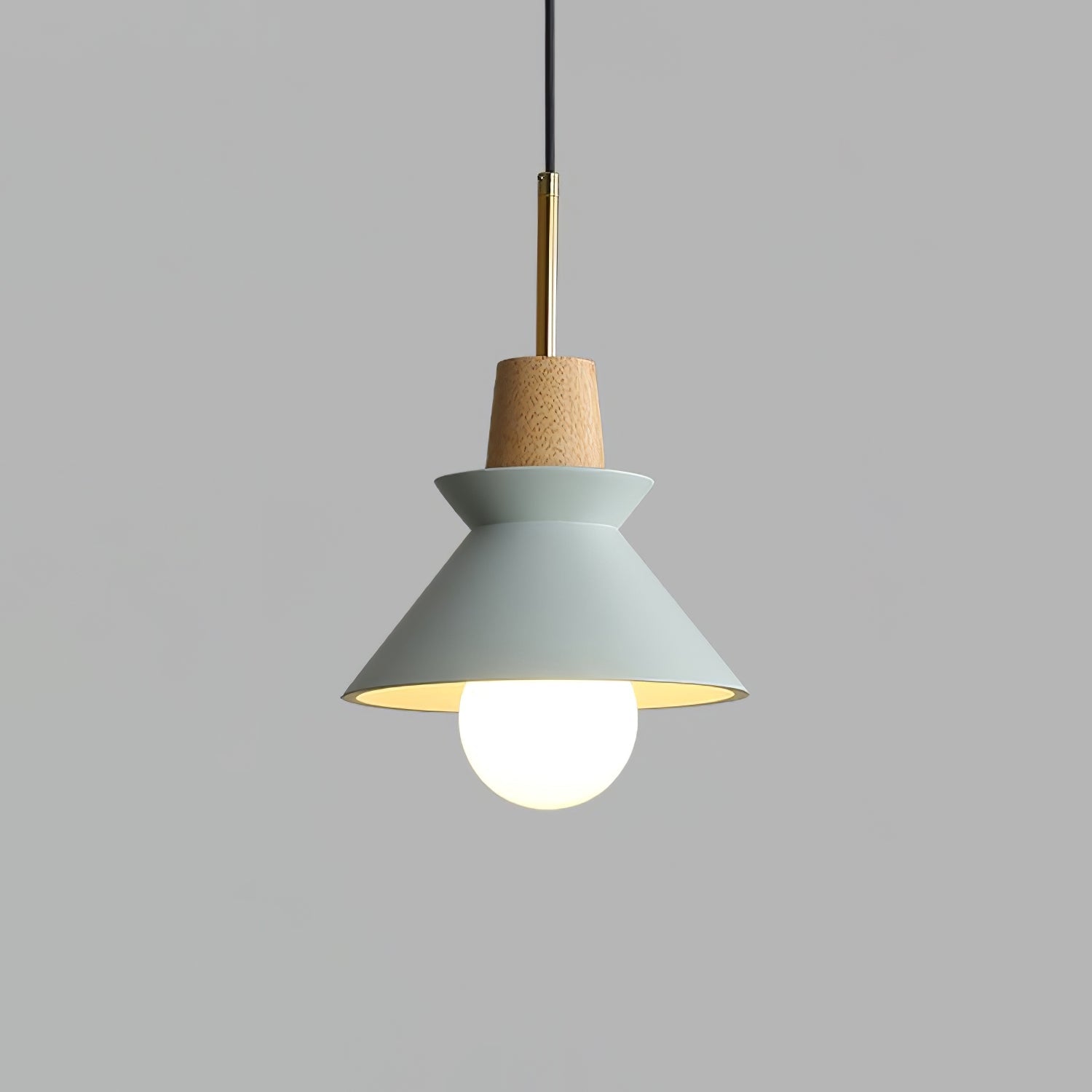 Upao Cone Pendant Light