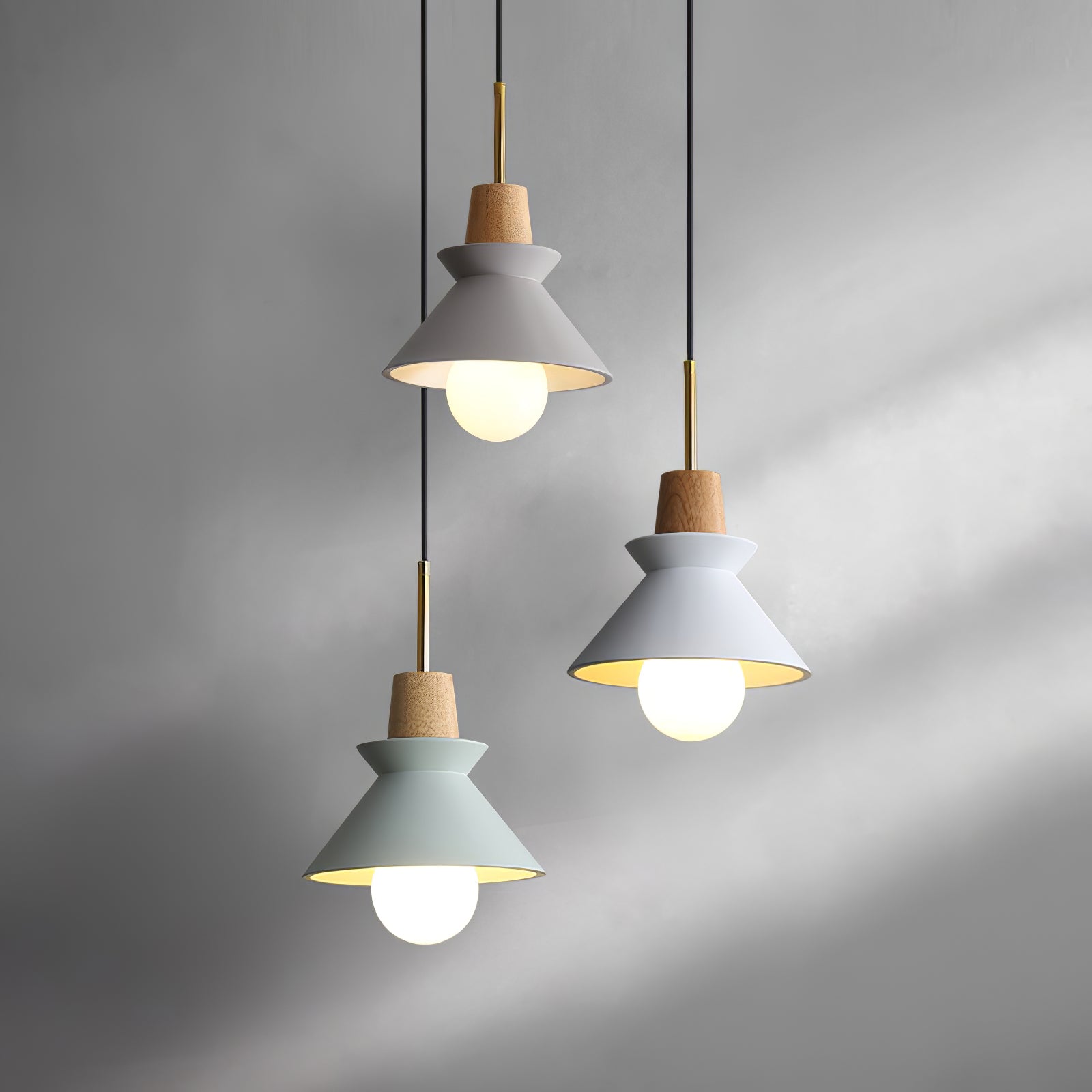 Upao Cone Pendant Light