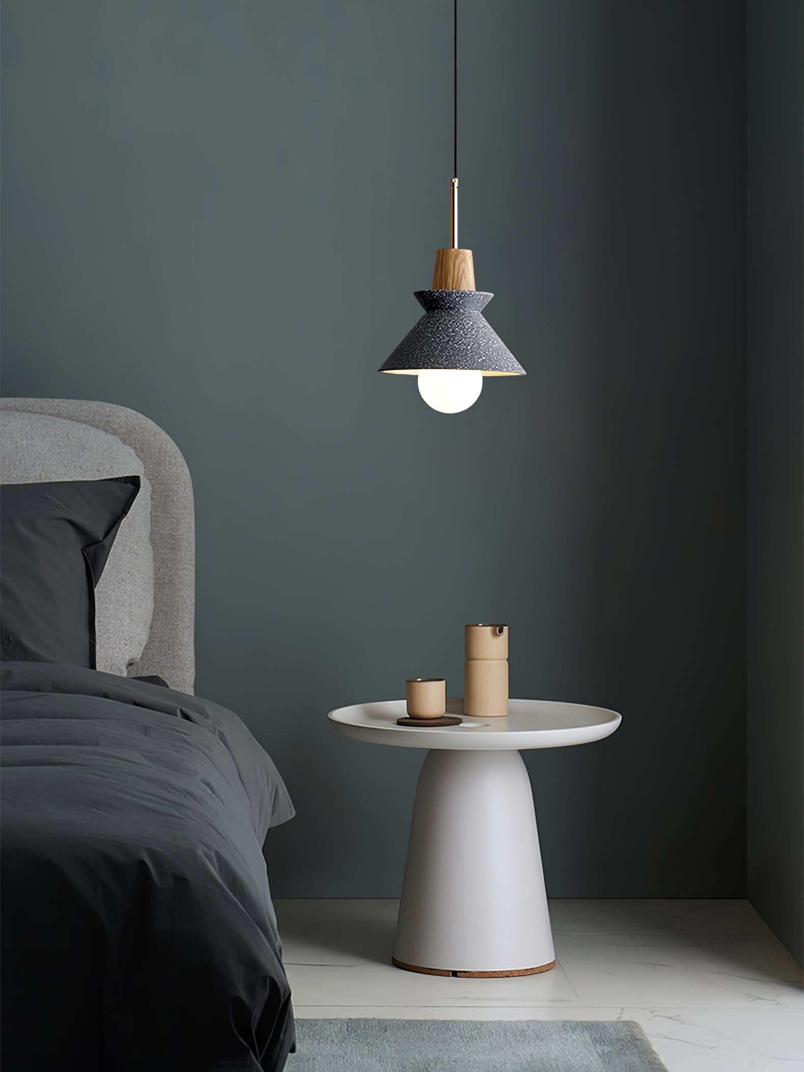 Upao Cone Pendant Light