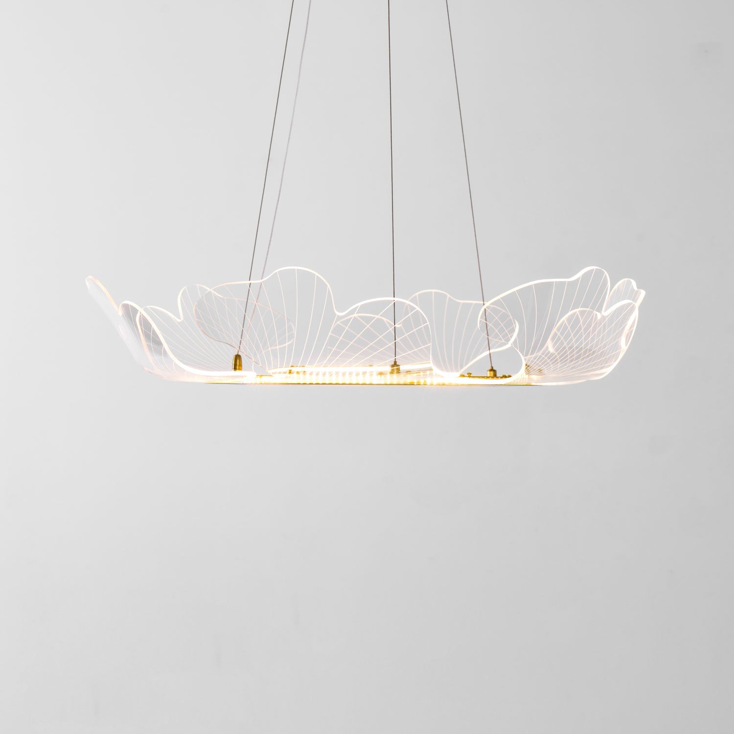 Bavelora Leaf Chandelier