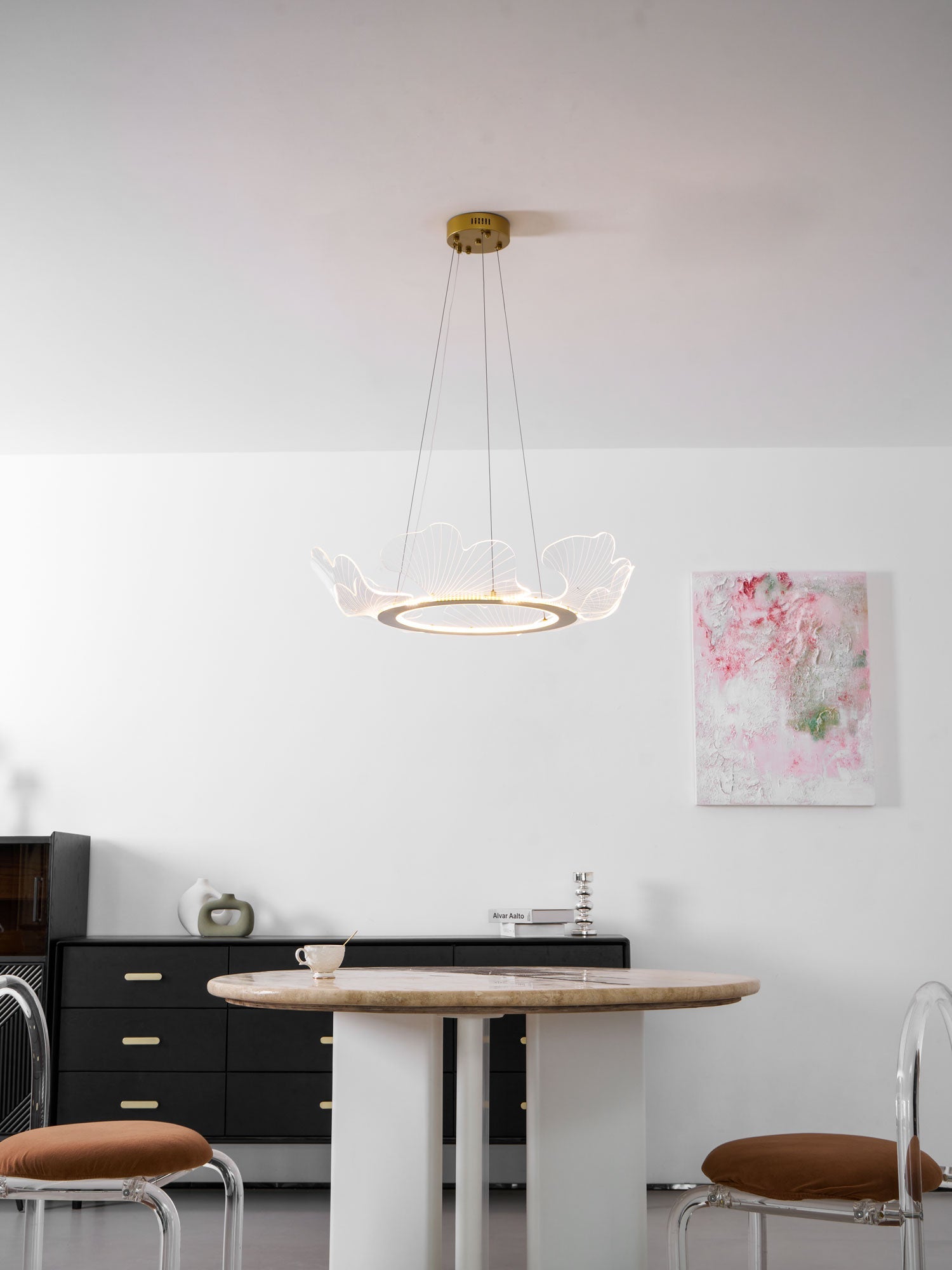 Bavelora Leaf Chandelier