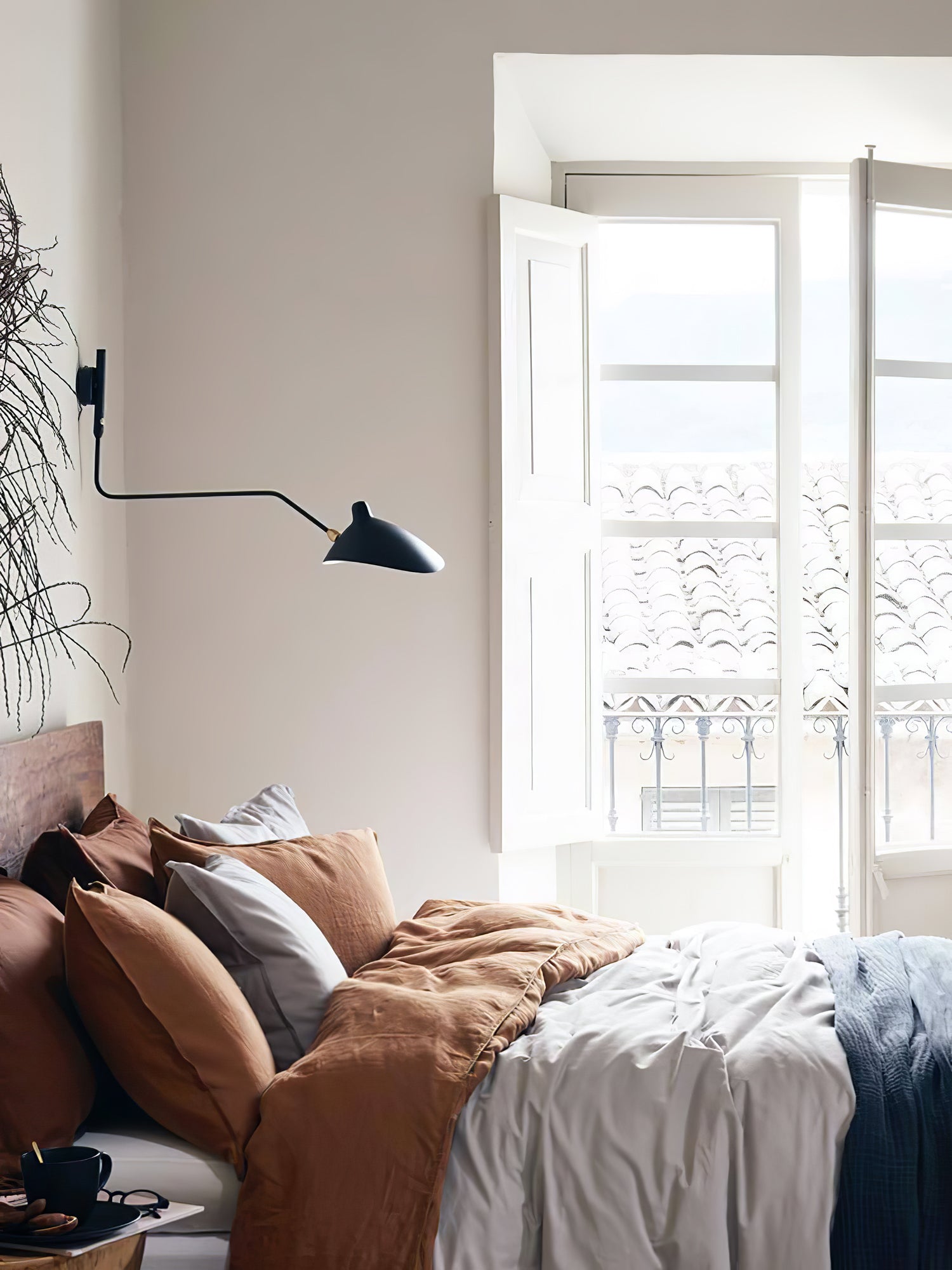 Allarro Linear Wall Light