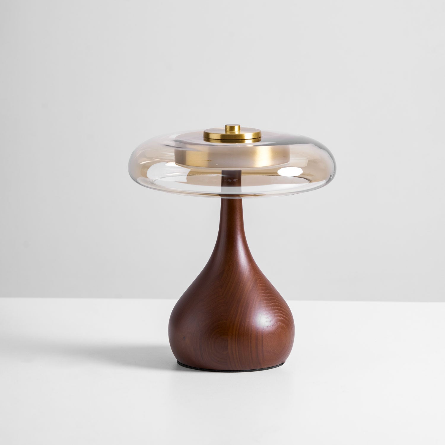 Aravorin Table Lamp