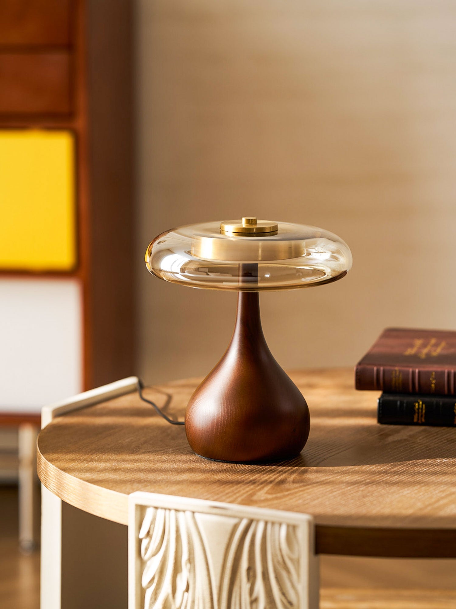 Aravorin Table Lamp