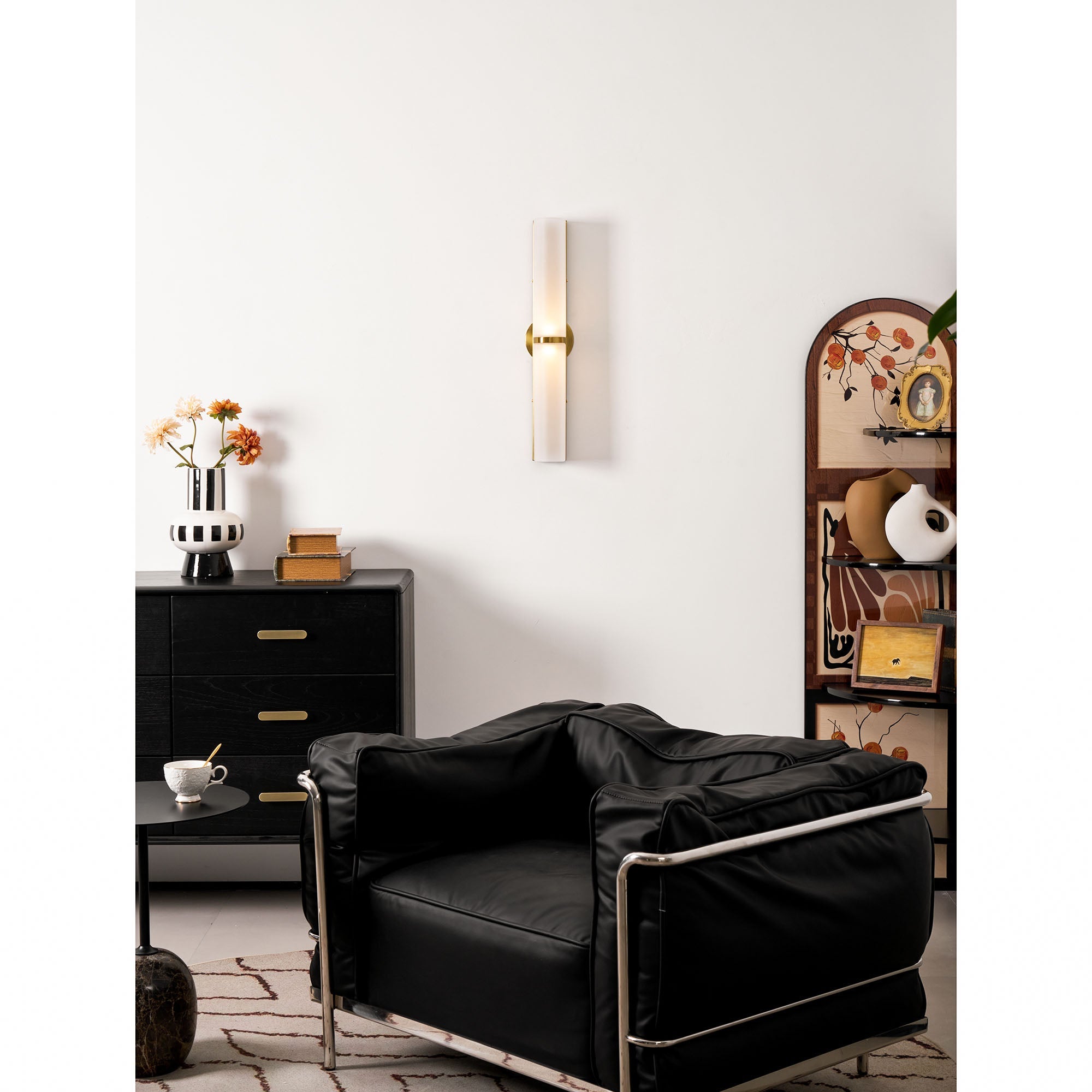 Eceravon Arched Wall Light