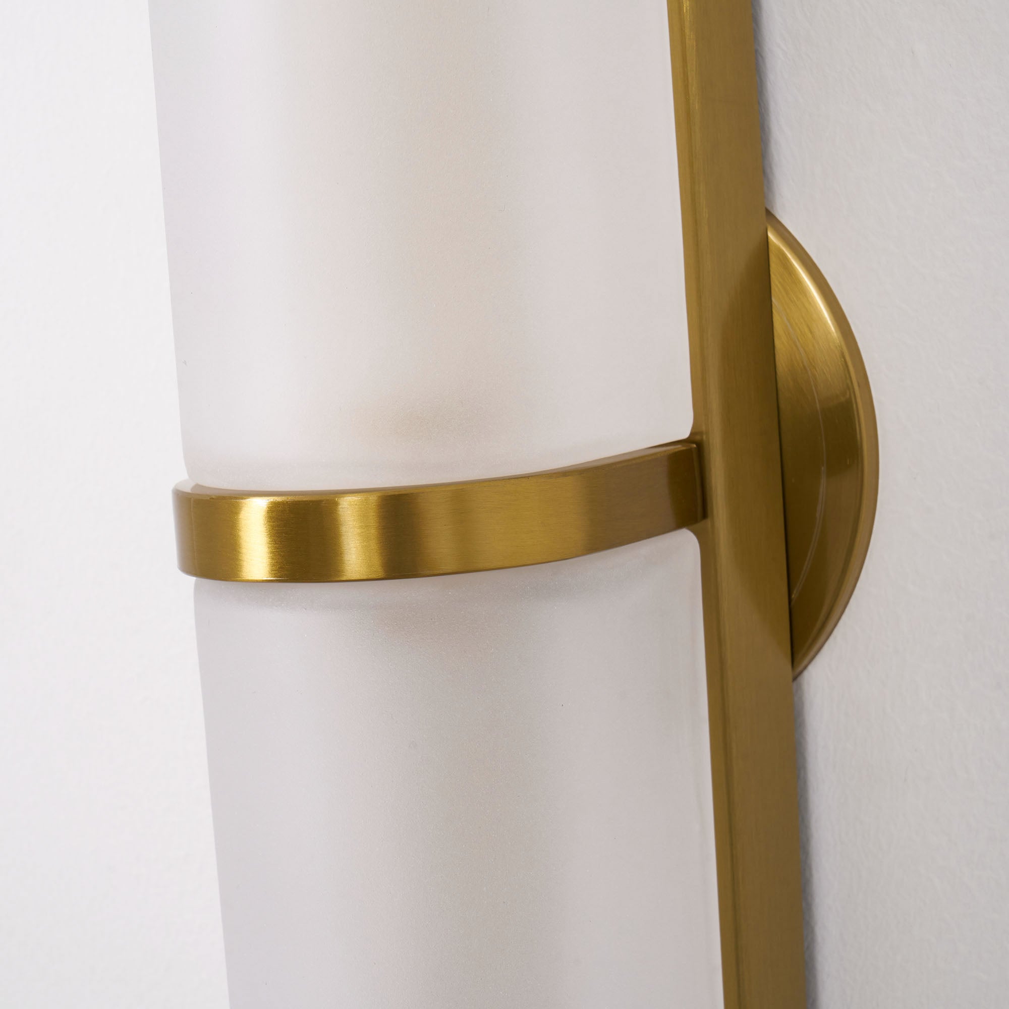 Eceravon Arched Wall Light