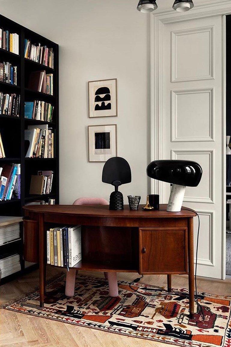 Ivoro Table Lamp