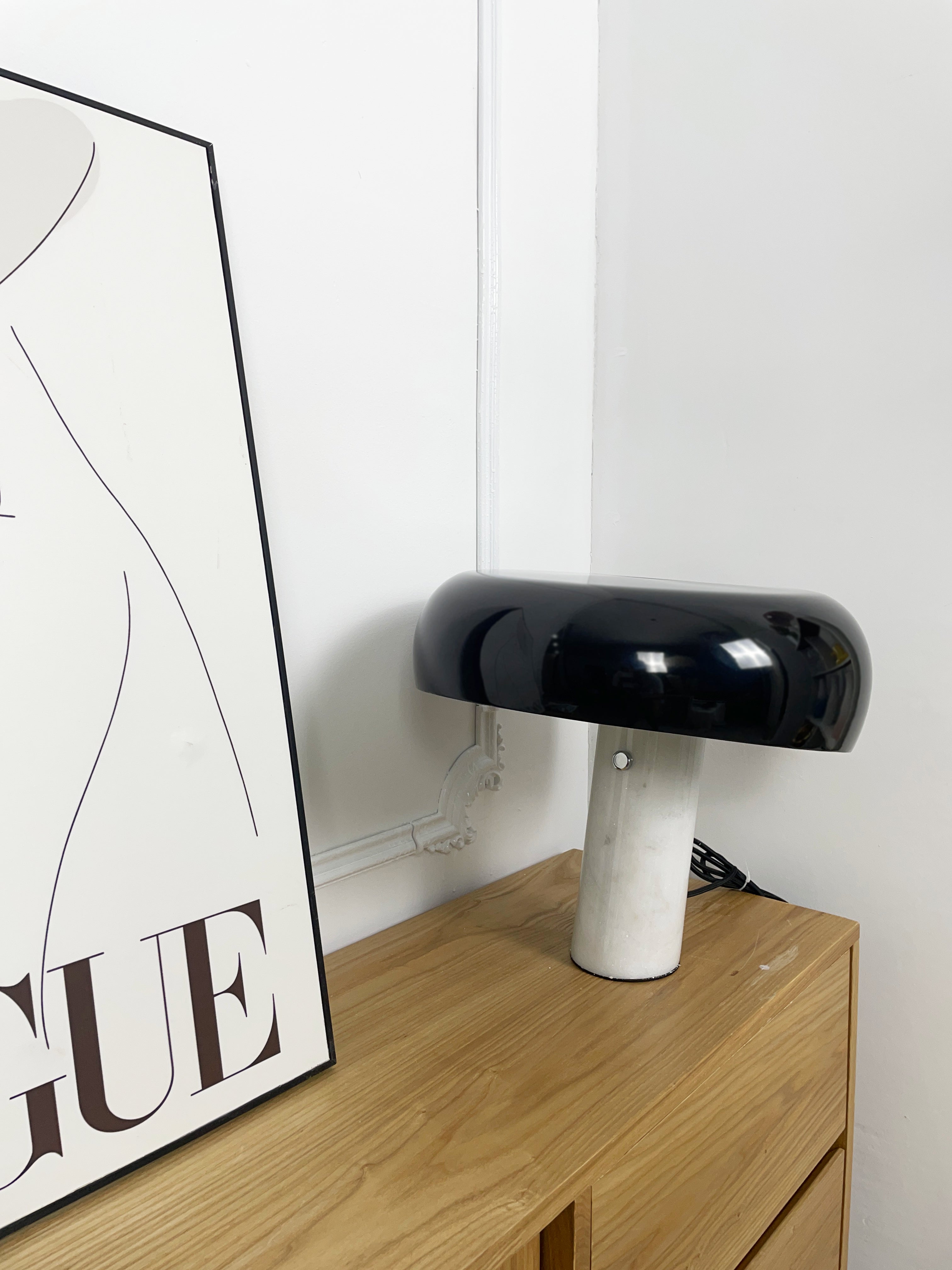 Ivoro Table Lamp