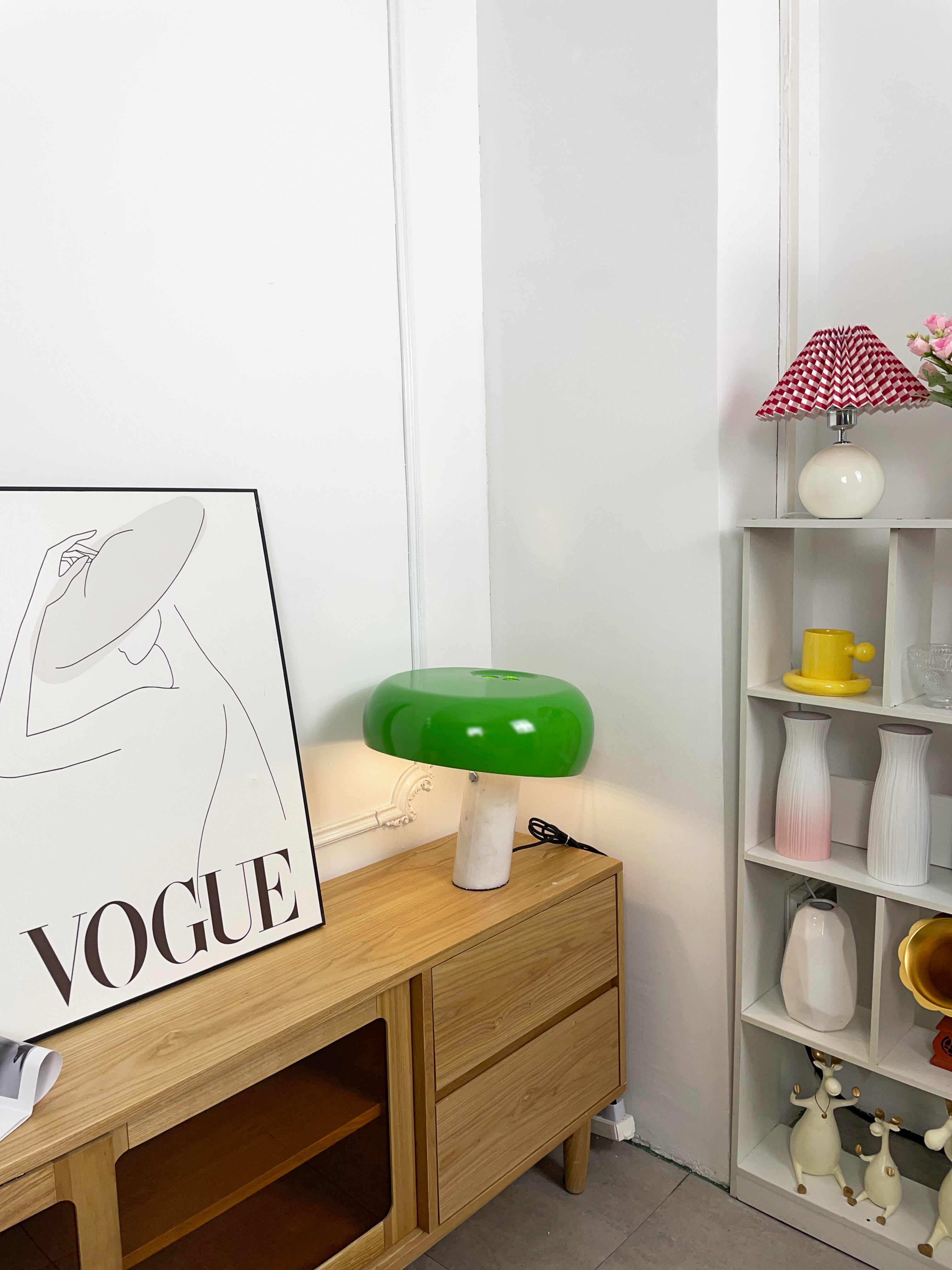 Ivoro Table Lamp