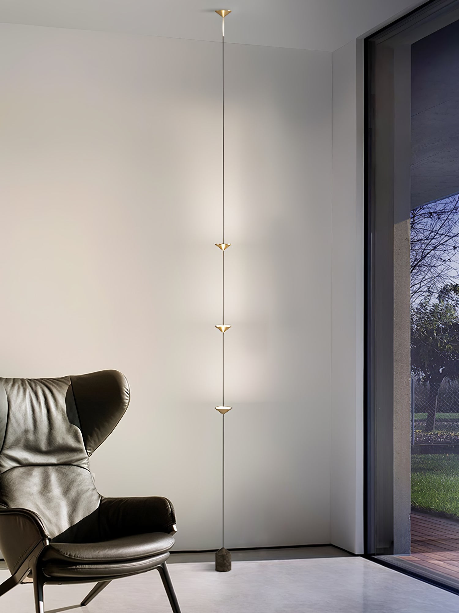 Alirya Cone Floor To Ceiling Lamp