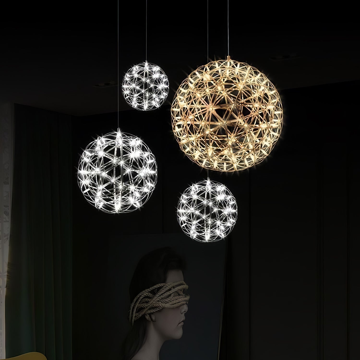 Unia Pendant Light