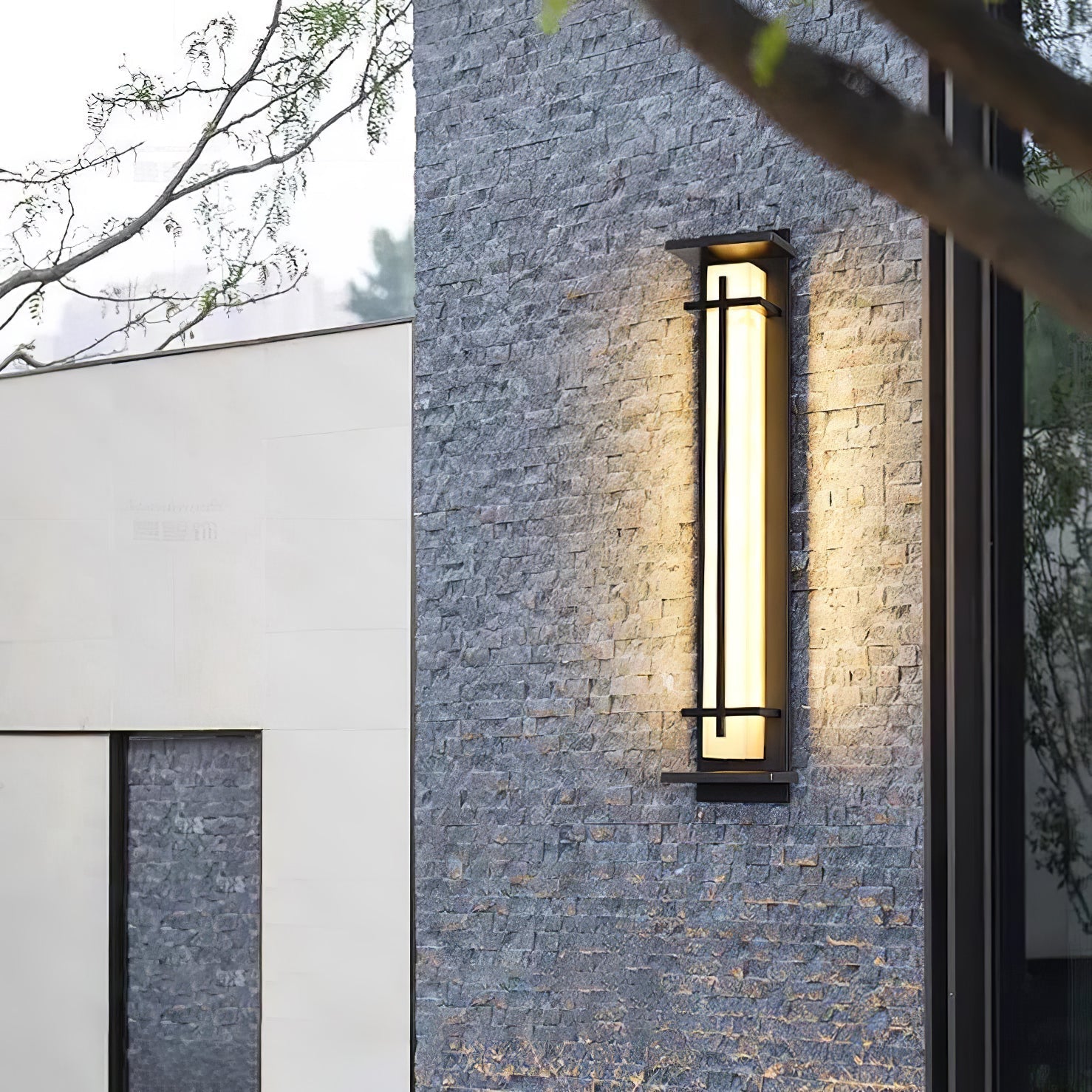 Belorayo Outdoor Wall Light