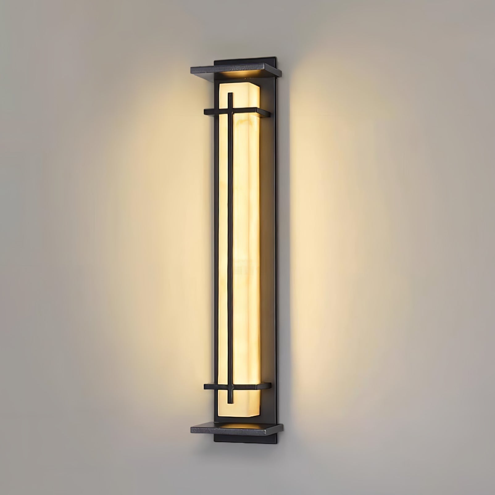Belorayo Outdoor Wall Light