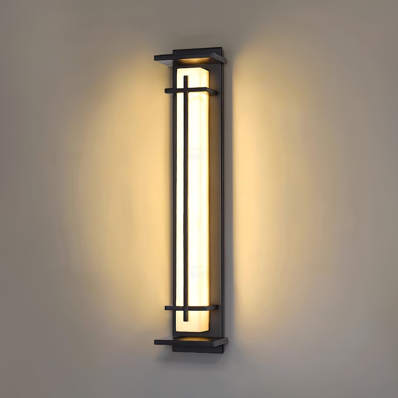 Belorayo Outdoor Wall Light