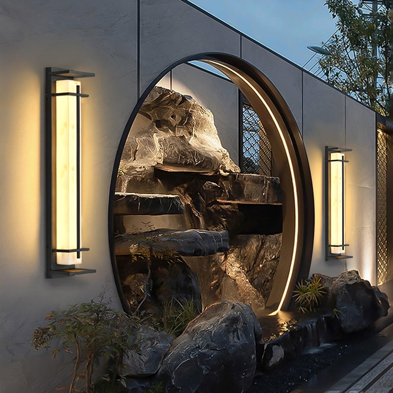Belorayo Outdoor Wall Light