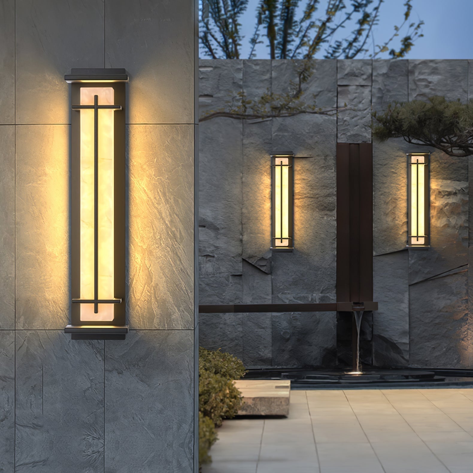 Belorayo Outdoor Wall Light