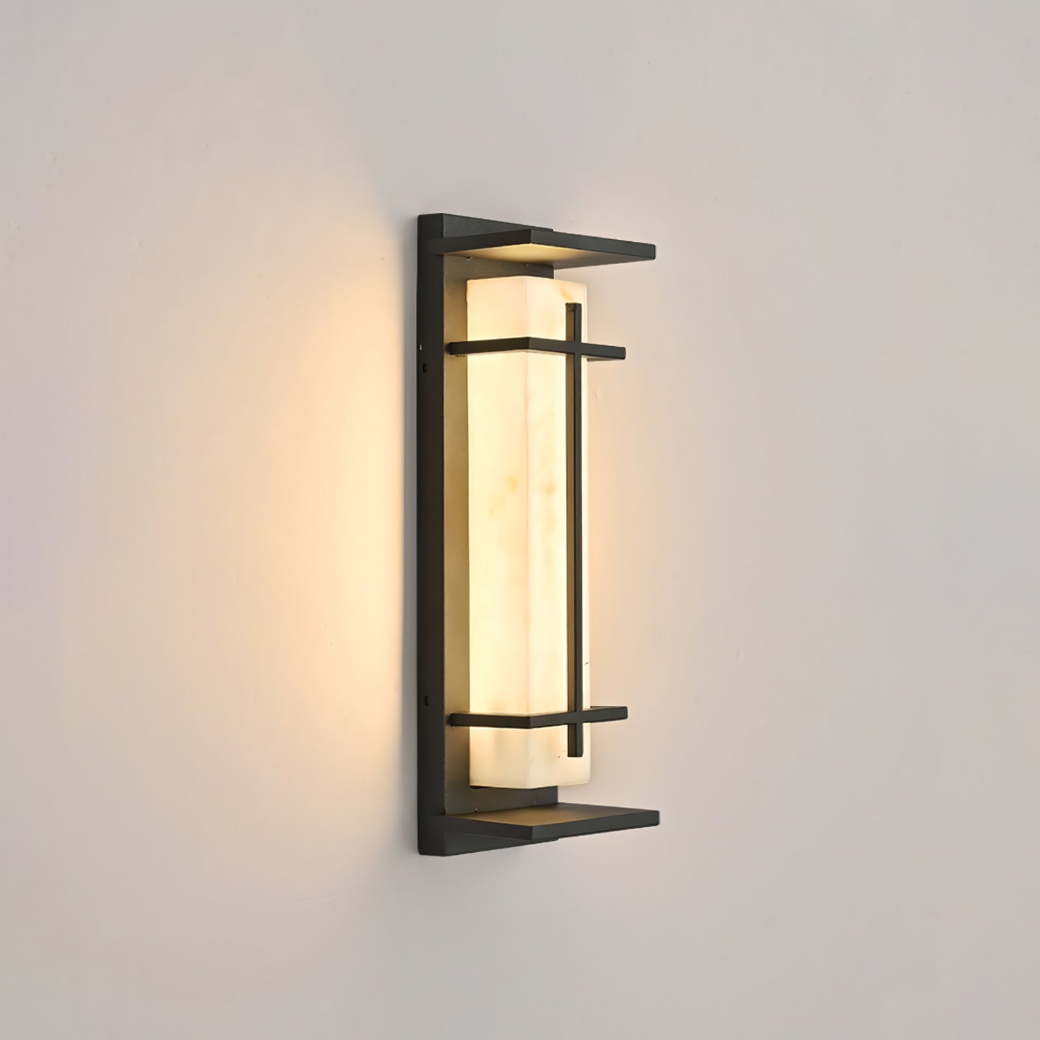 Belorayo Outdoor Wall Light