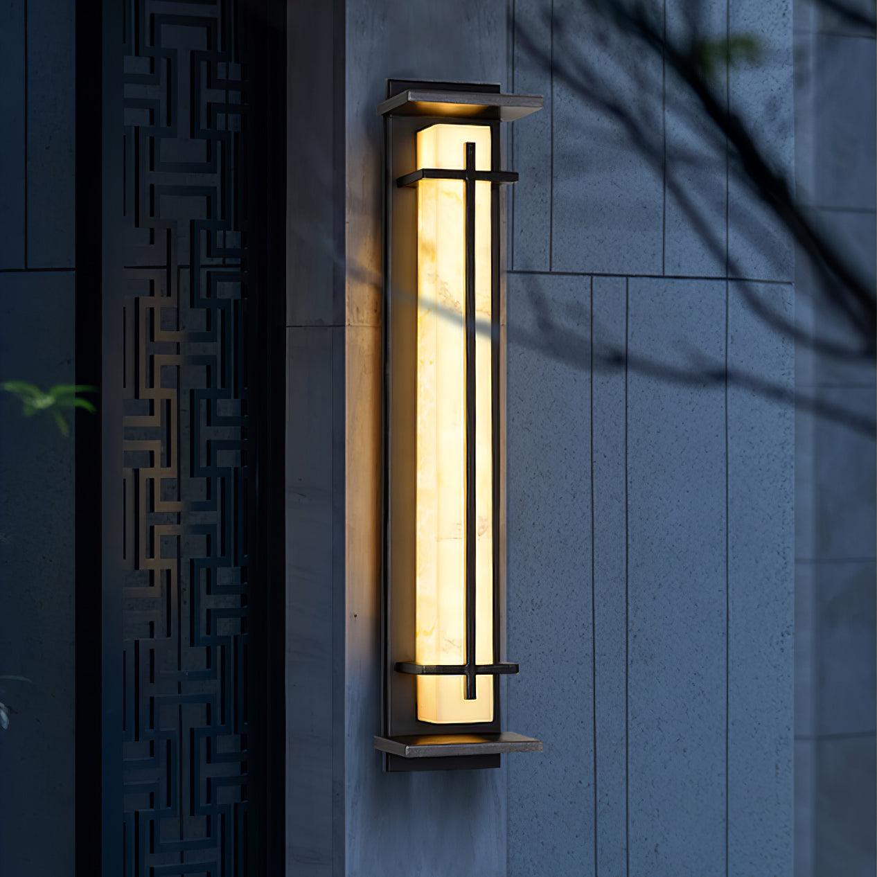 Belorayo Outdoor Wall Light