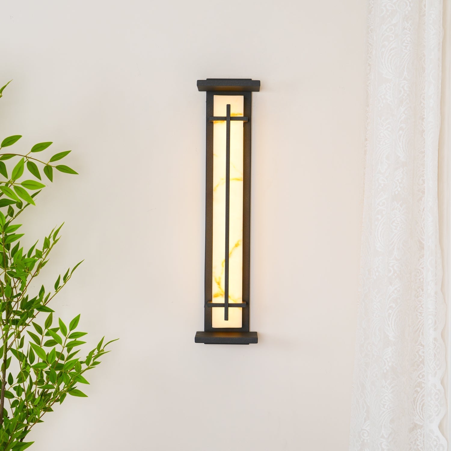 Belorayo Outdoor Wall Light