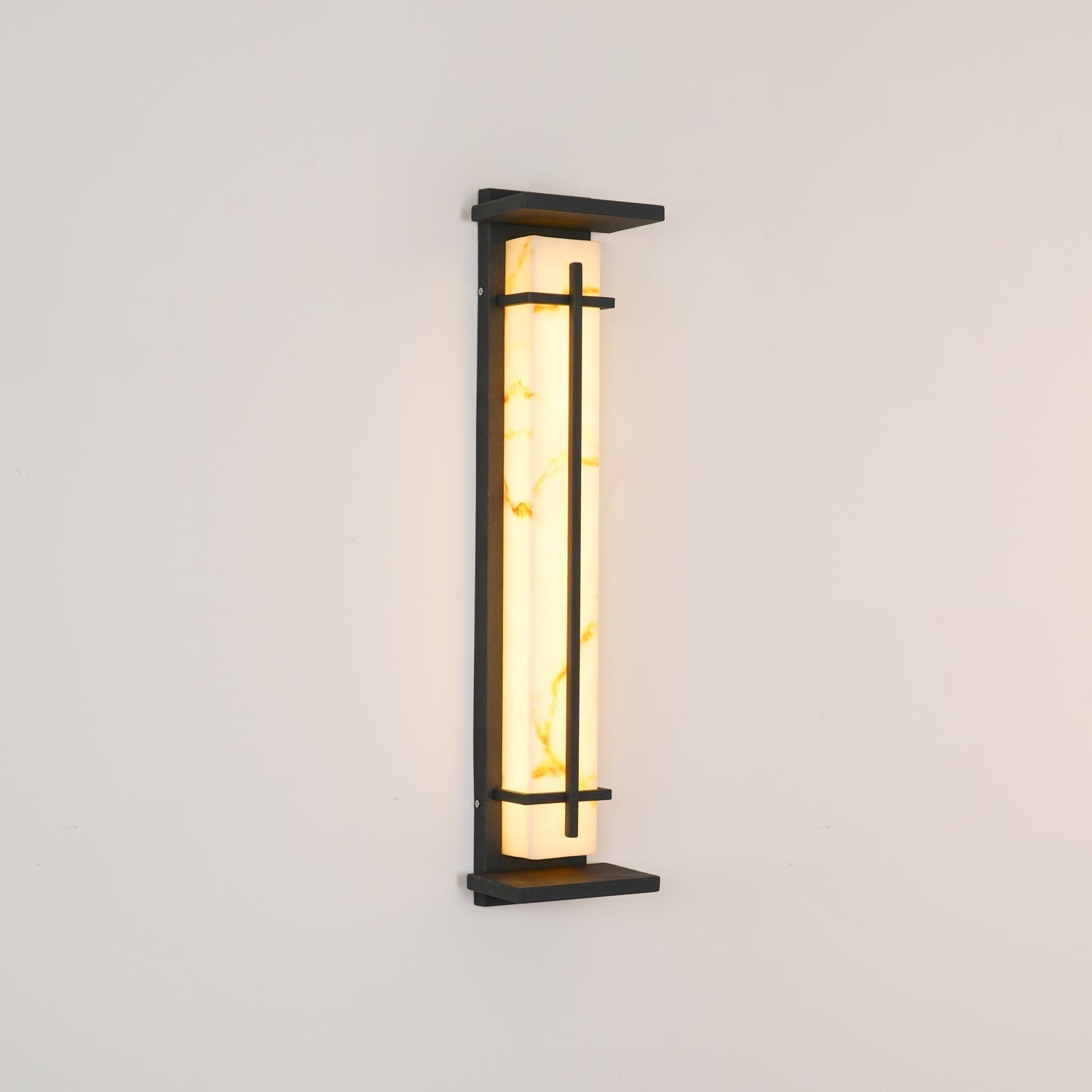 Belorayo Outdoor Wall Light