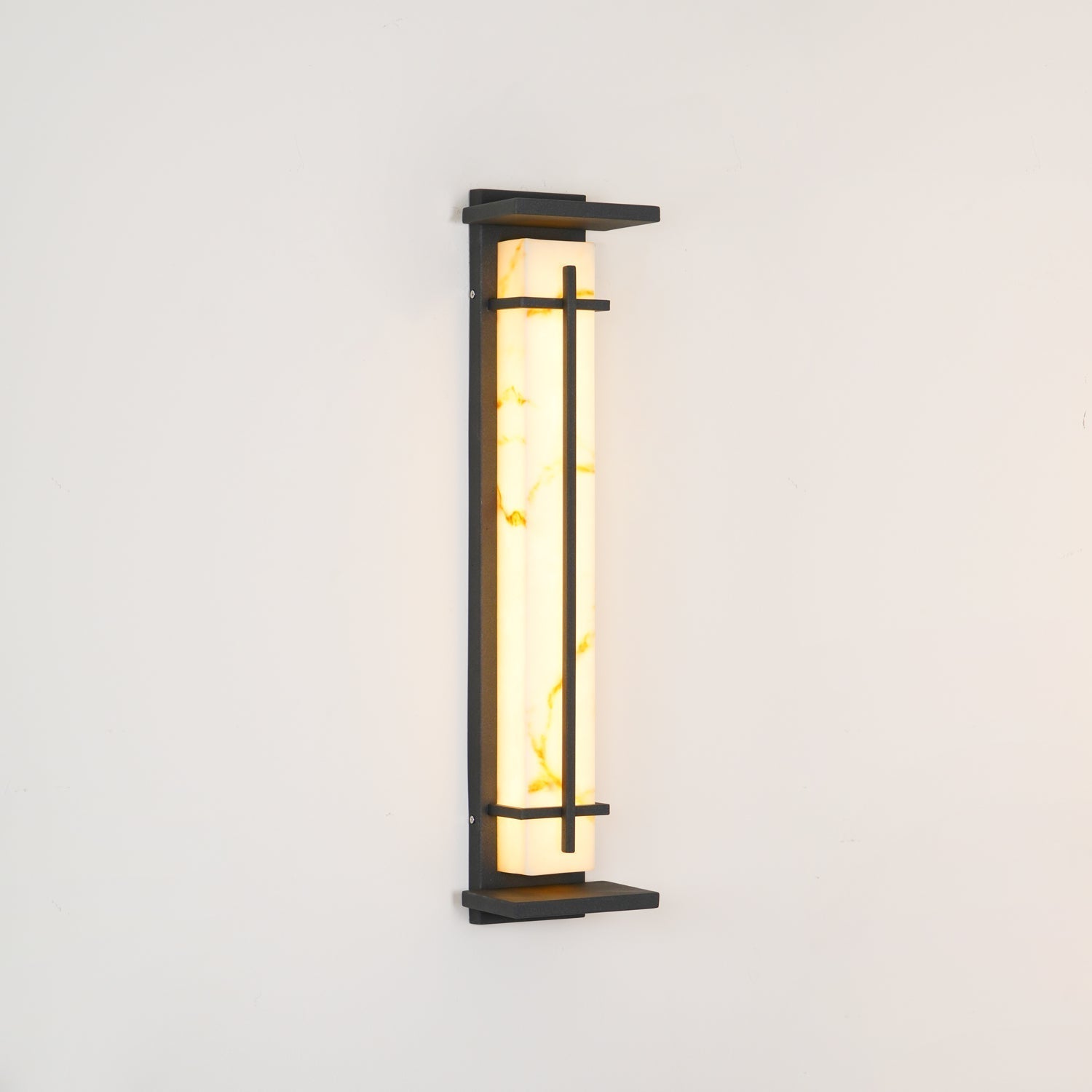 Belorayo Outdoor Wall Light