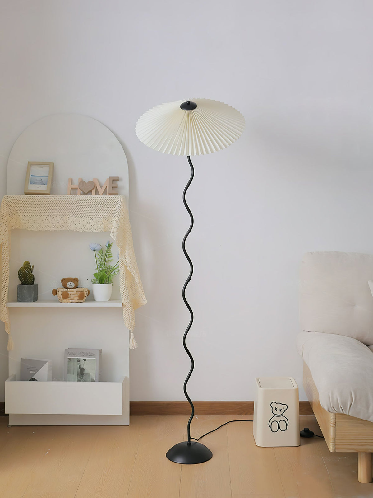 Fatavo Sculptural Floor Lamp