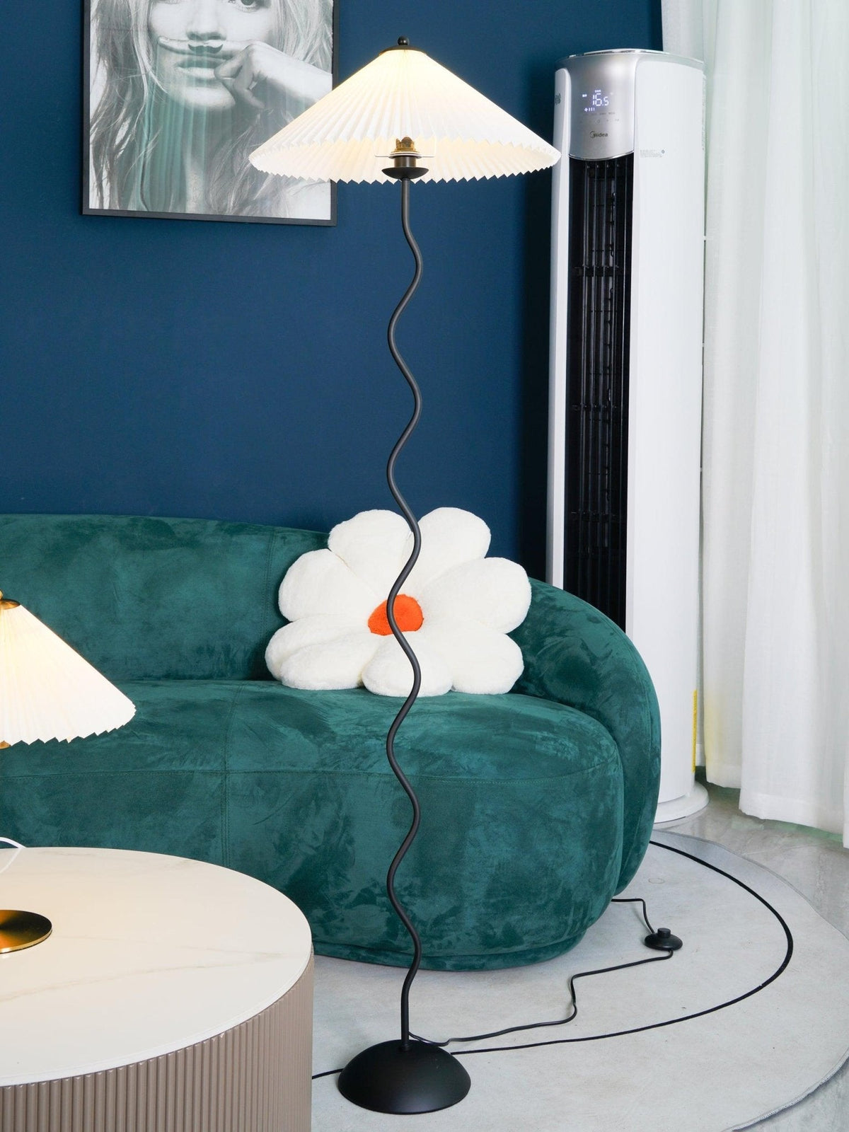 Fatavo Sculptural Floor Lamp