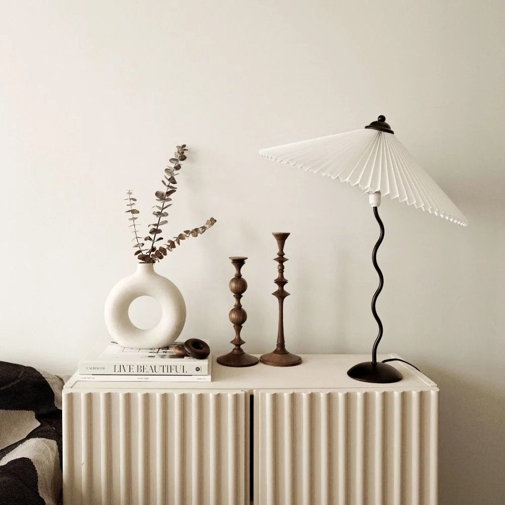 Lorav Wavy Table Lamp