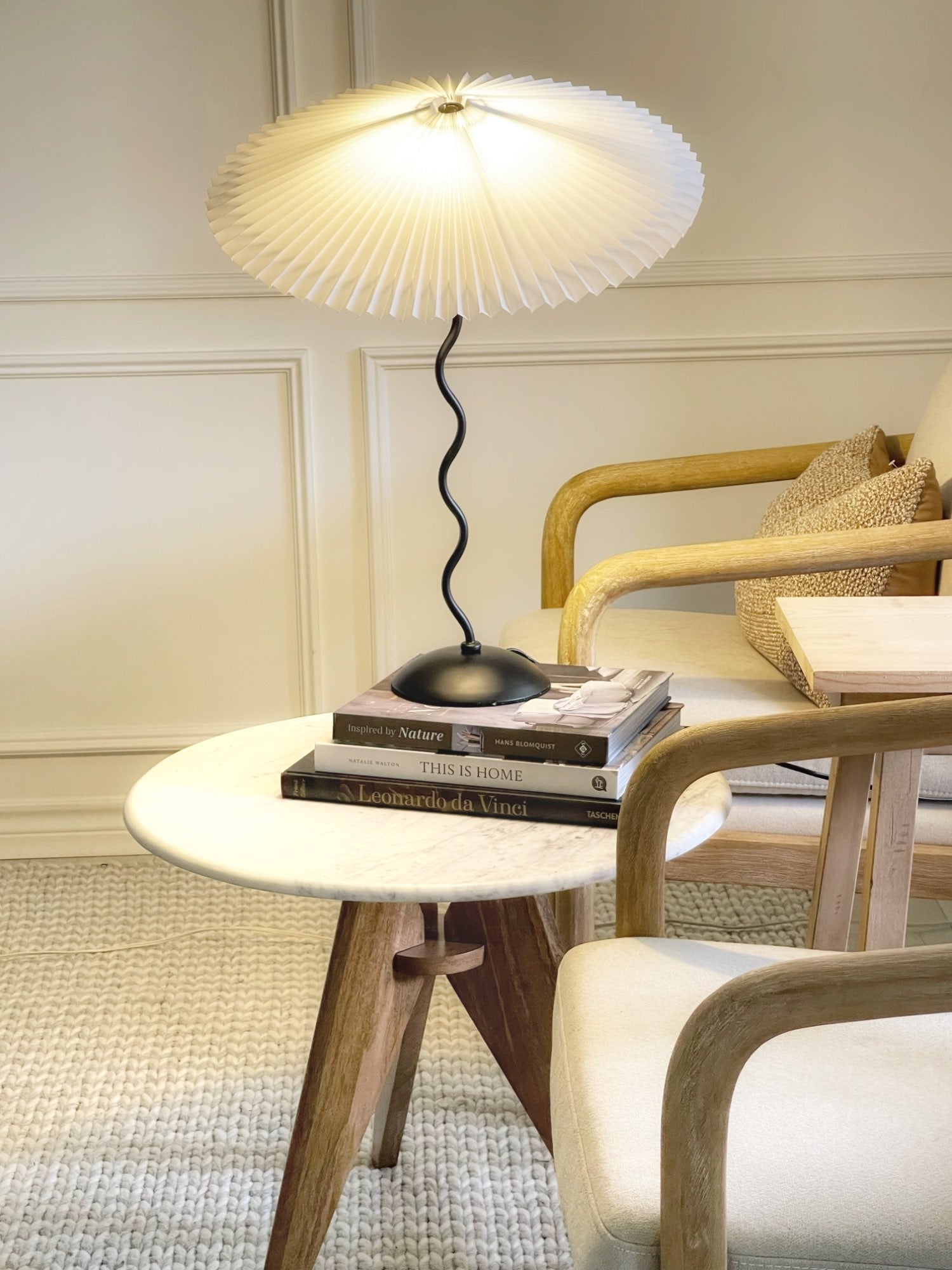Lorav Wavy Table Lamp