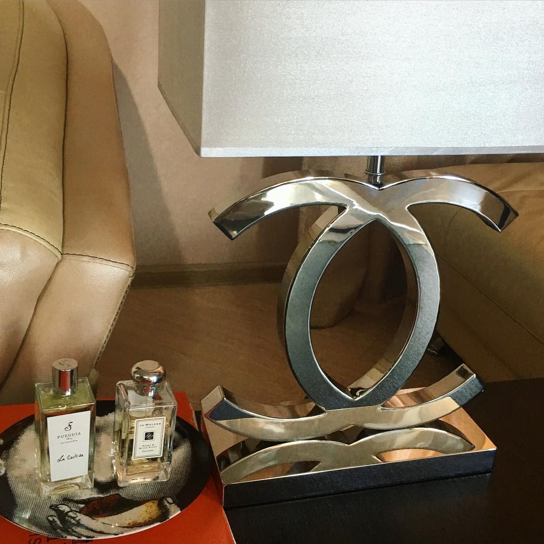 Avelza Table Lamp