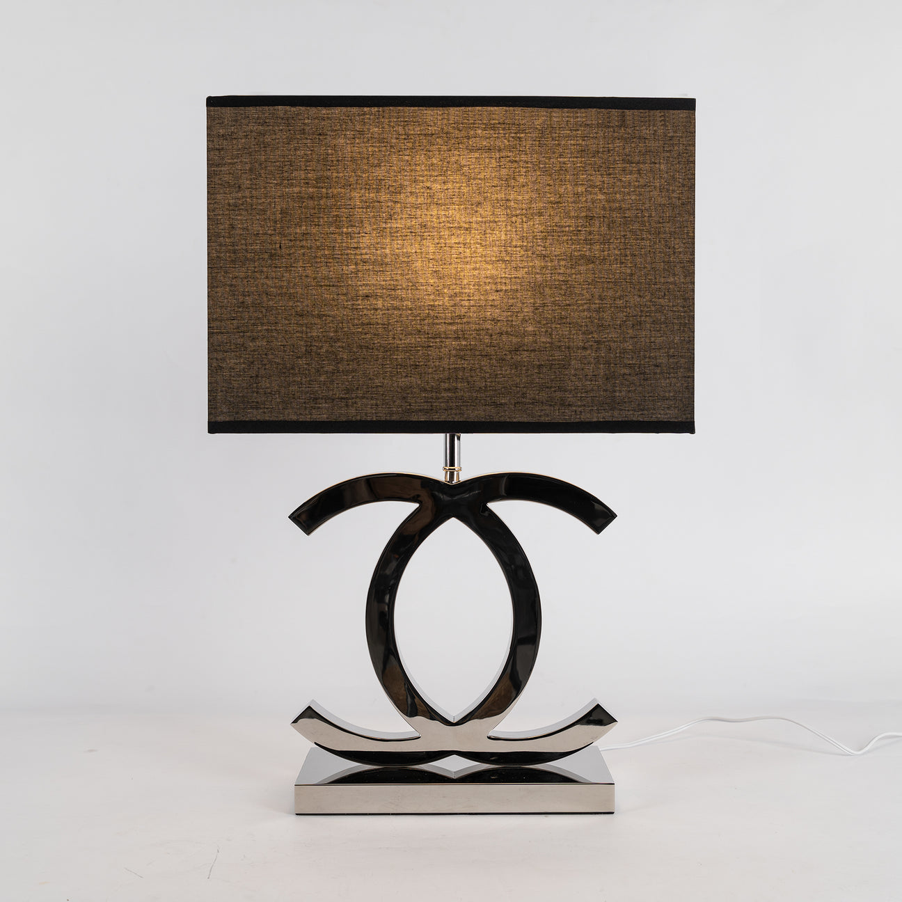 Avelza Table Lamp