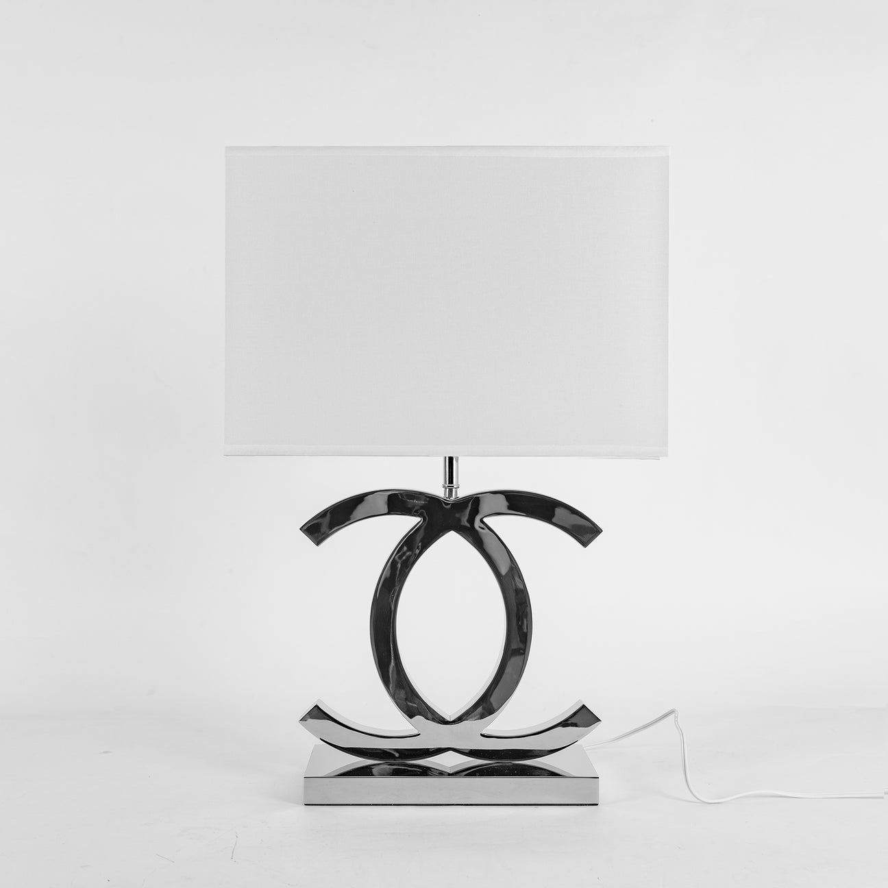 Avelza Table Lamp