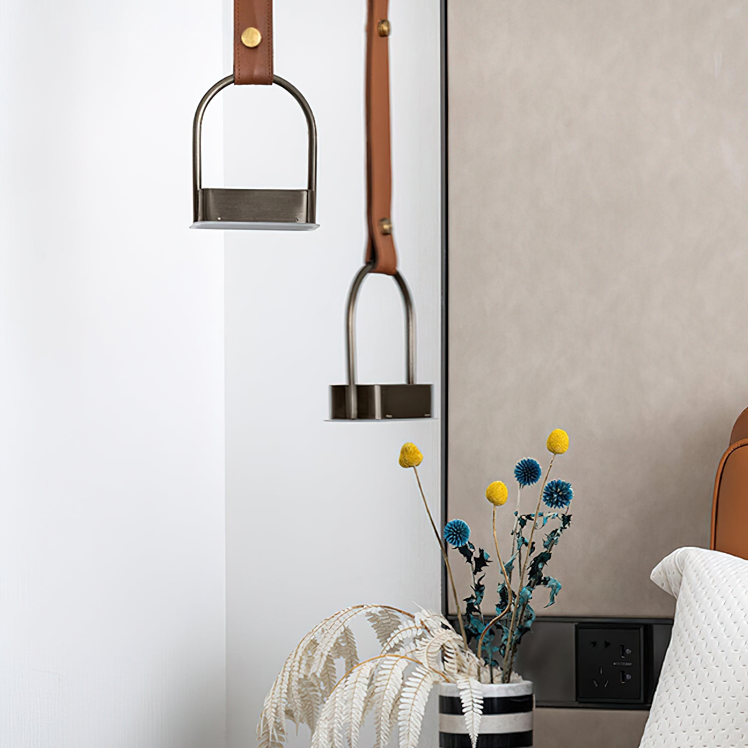 Pegavora Leather Strap Pendant Light