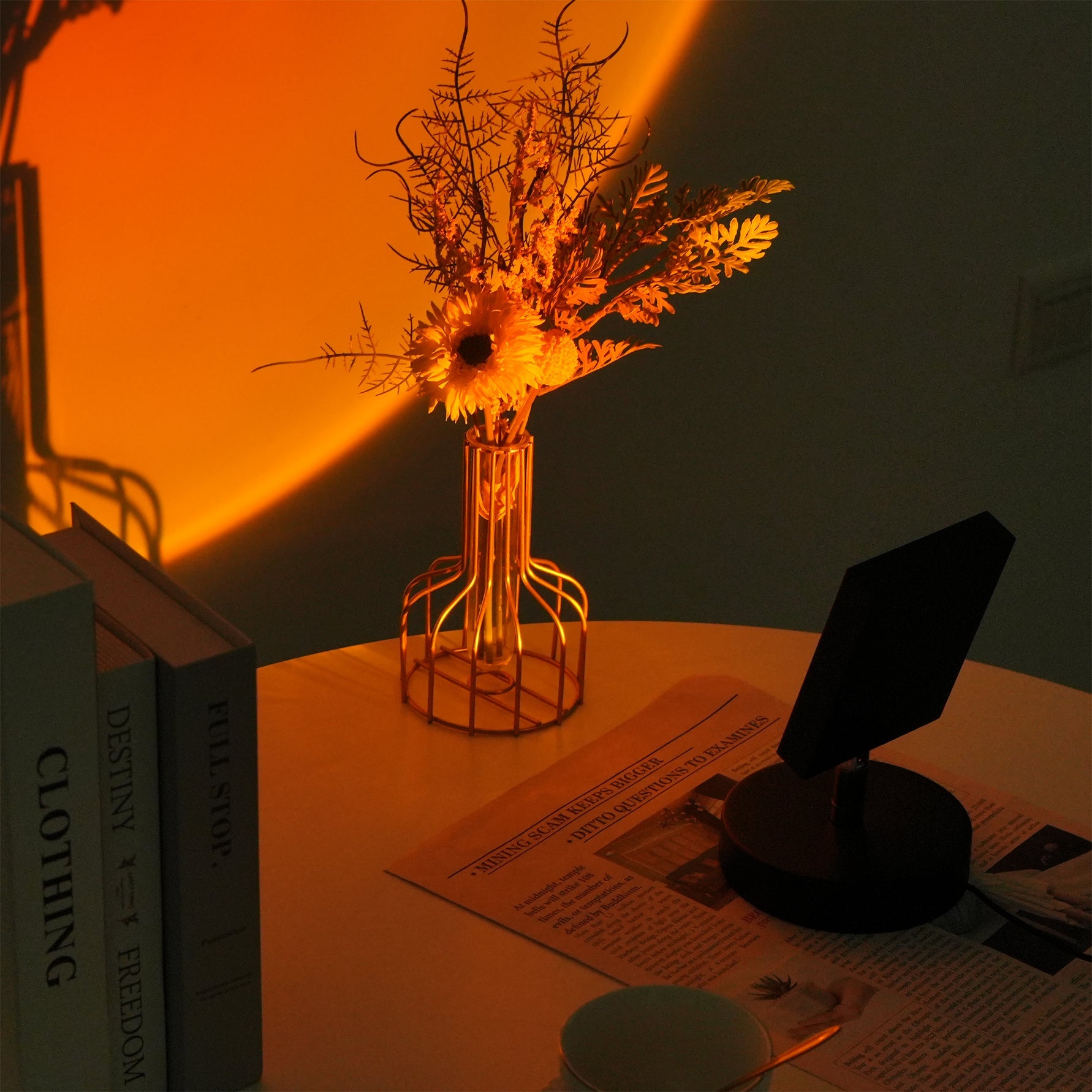 Alzelava Halo Table Lamp