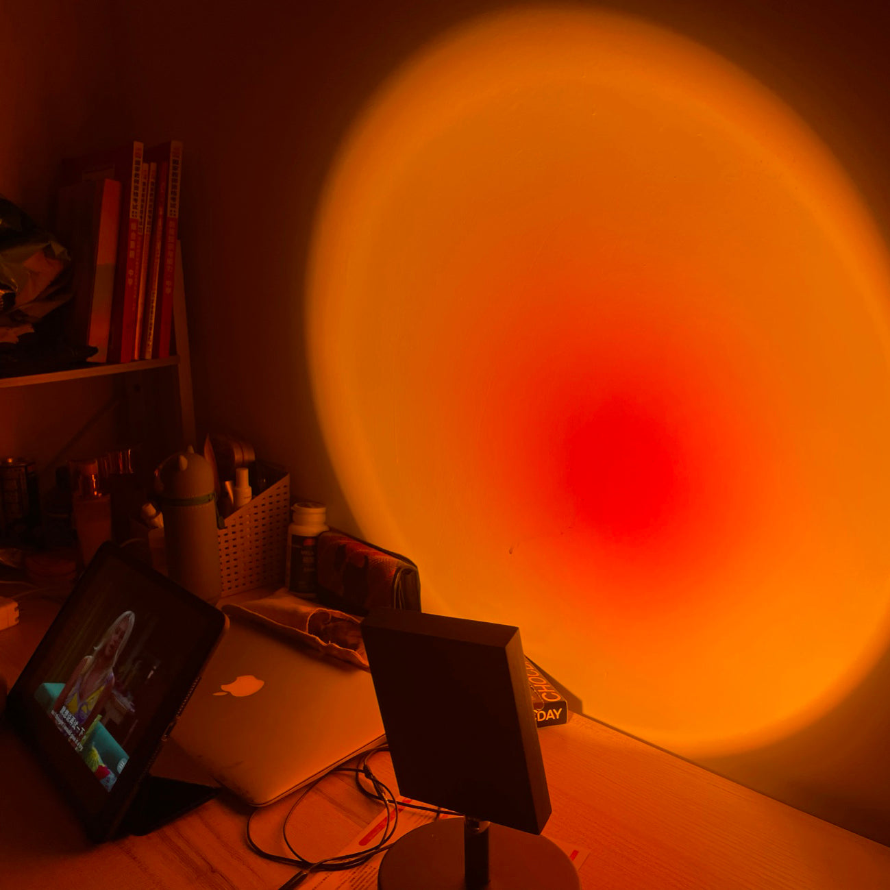 Alzelava Halo Table Lamp