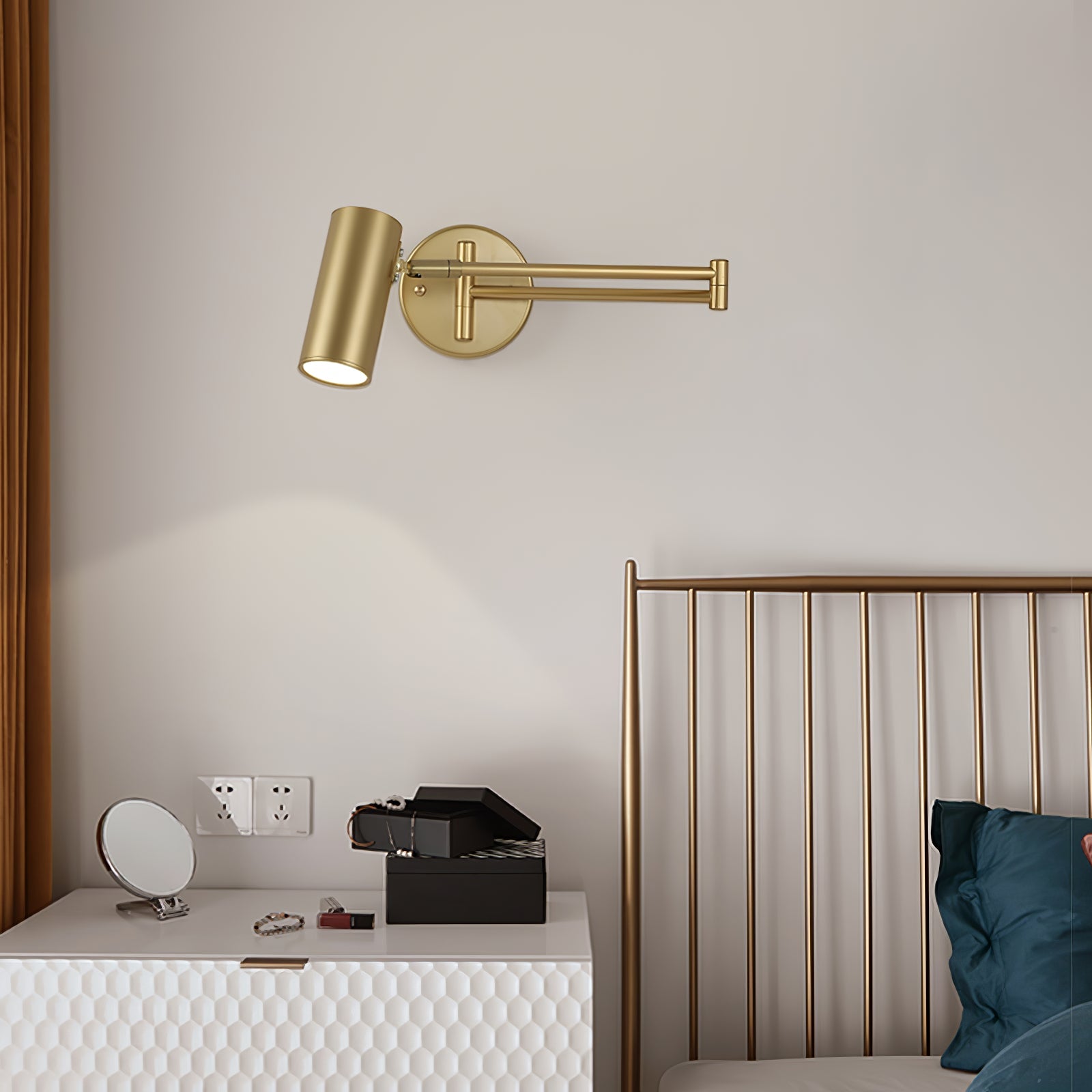 Arzanero Modern Wall Light