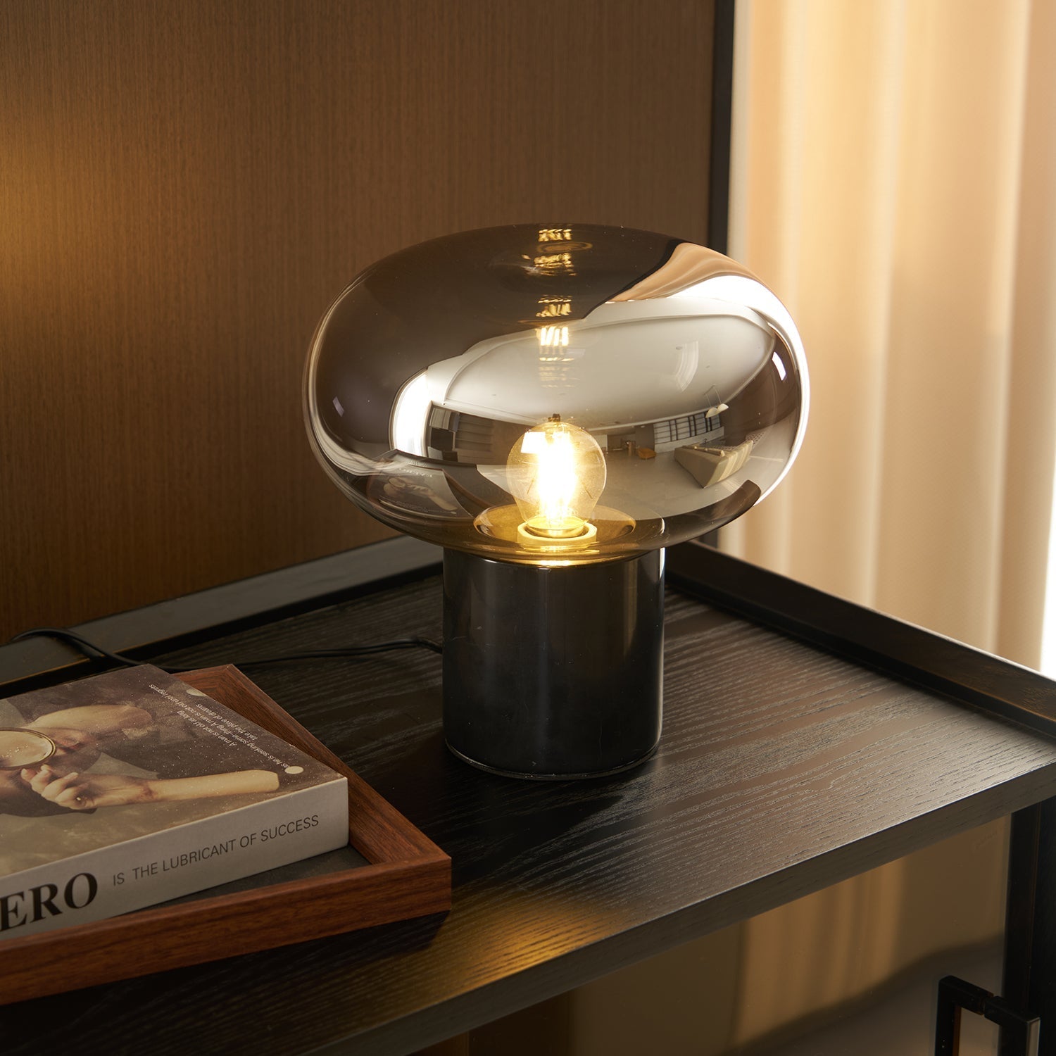 Nylson Marble Table Lamp