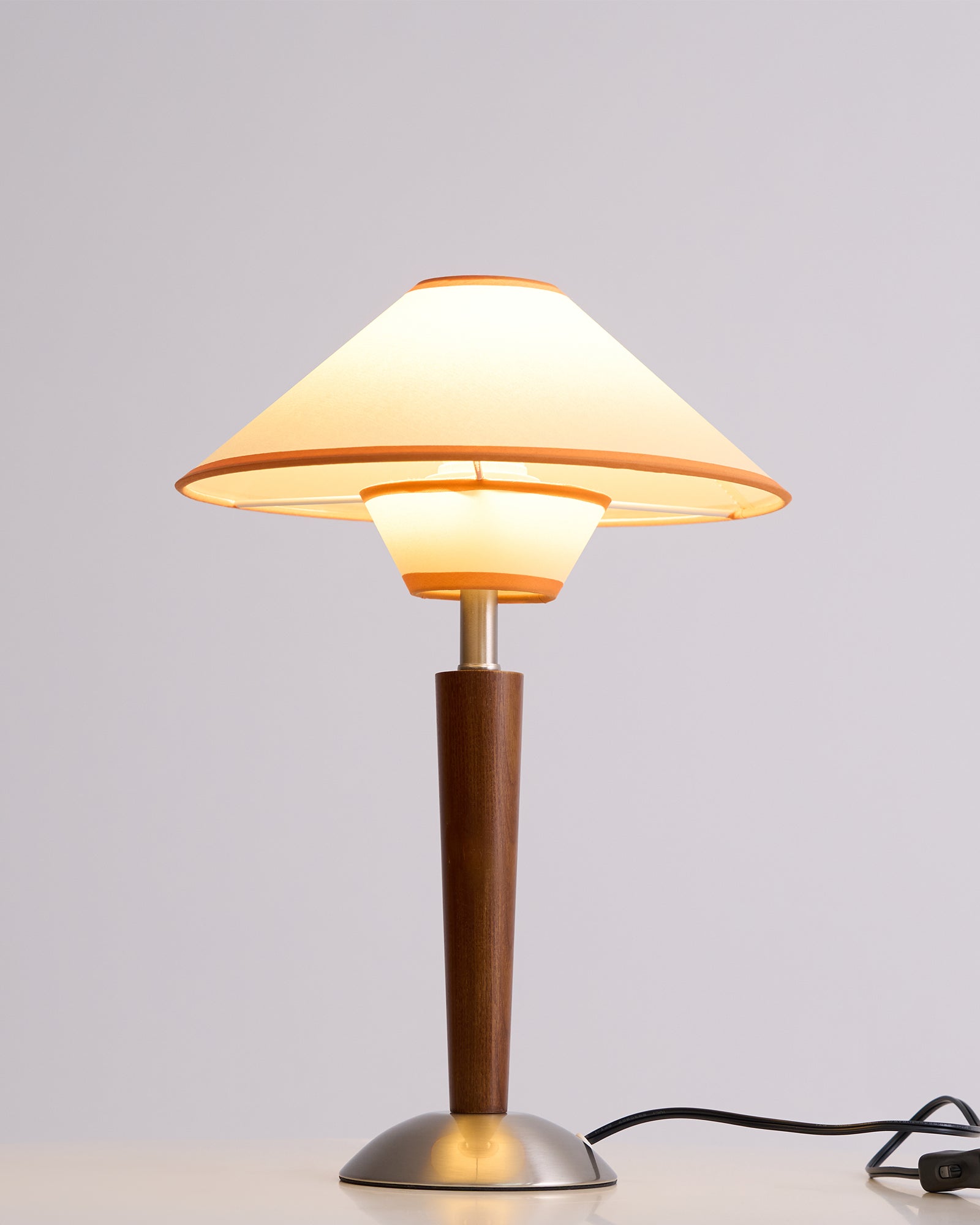 Almorino Modern Table Lamp