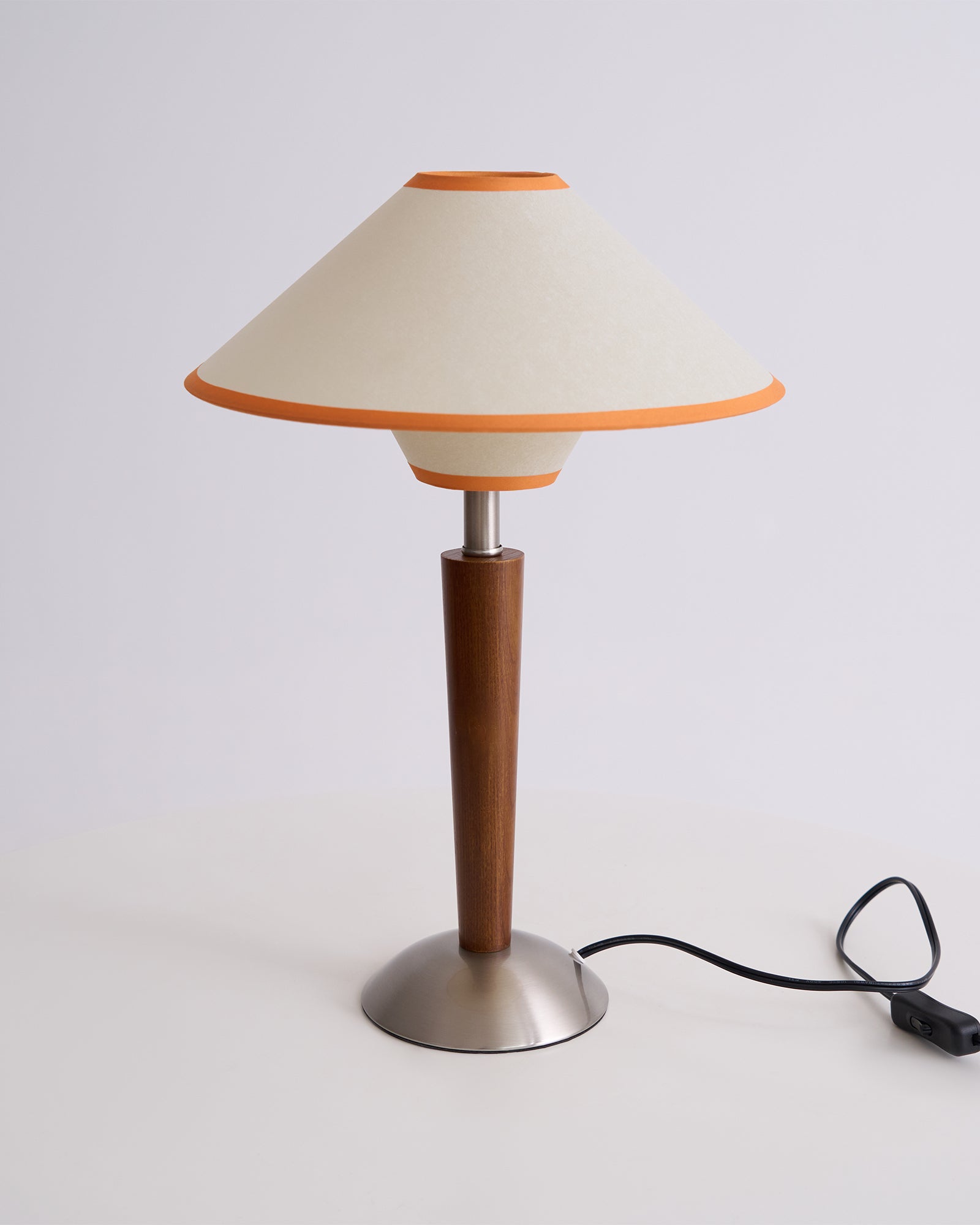 Almorino Modern Table Lamp