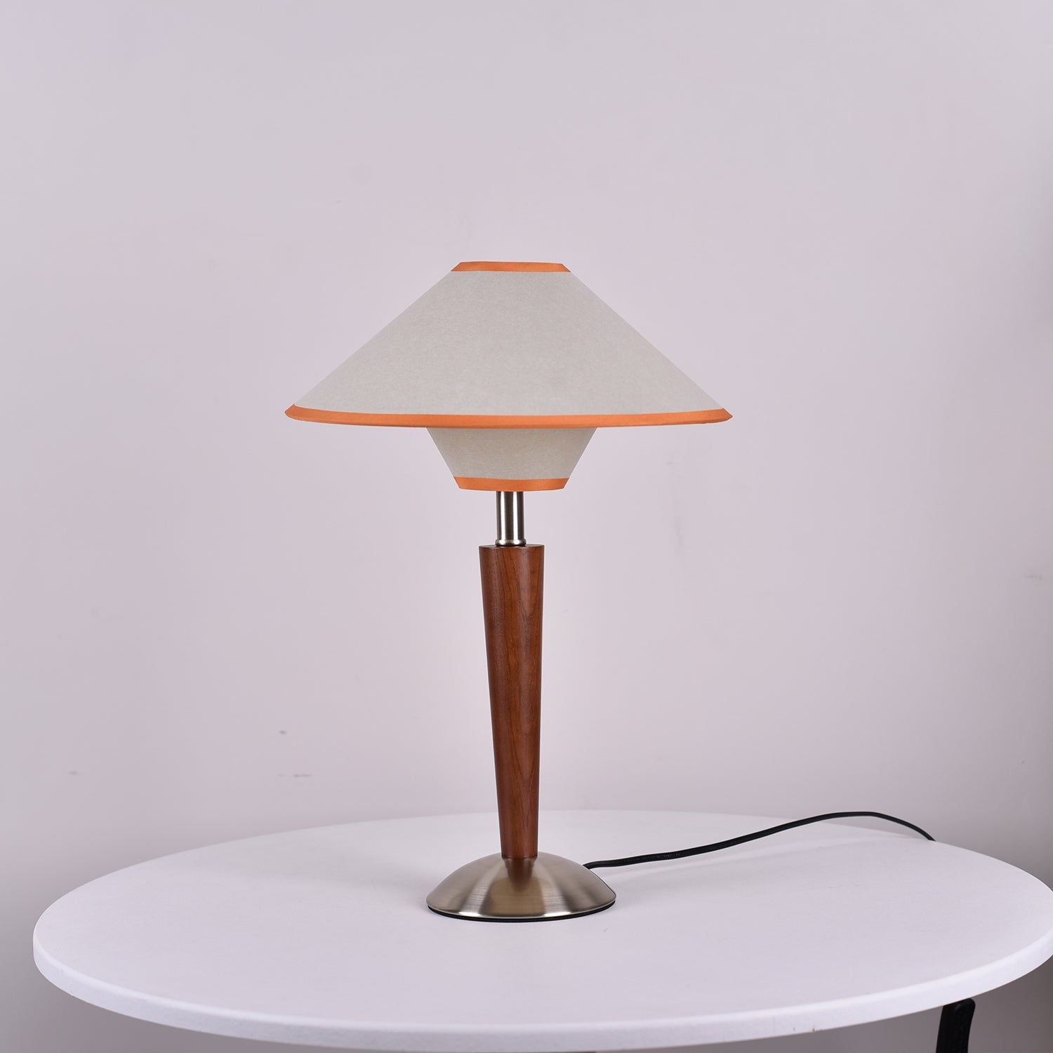 Almorino Modern Table Lamp