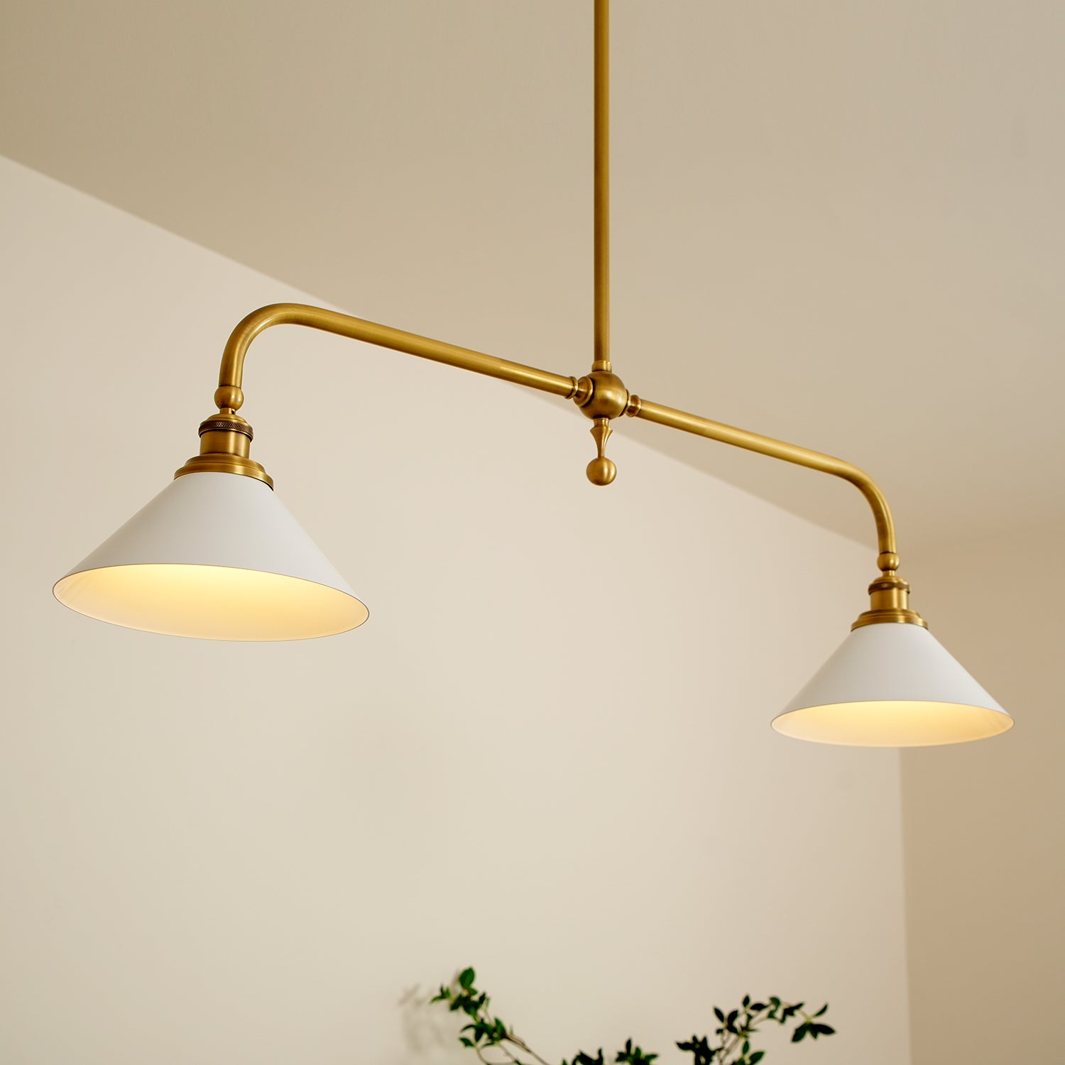 Alriza Linear Pendant Light