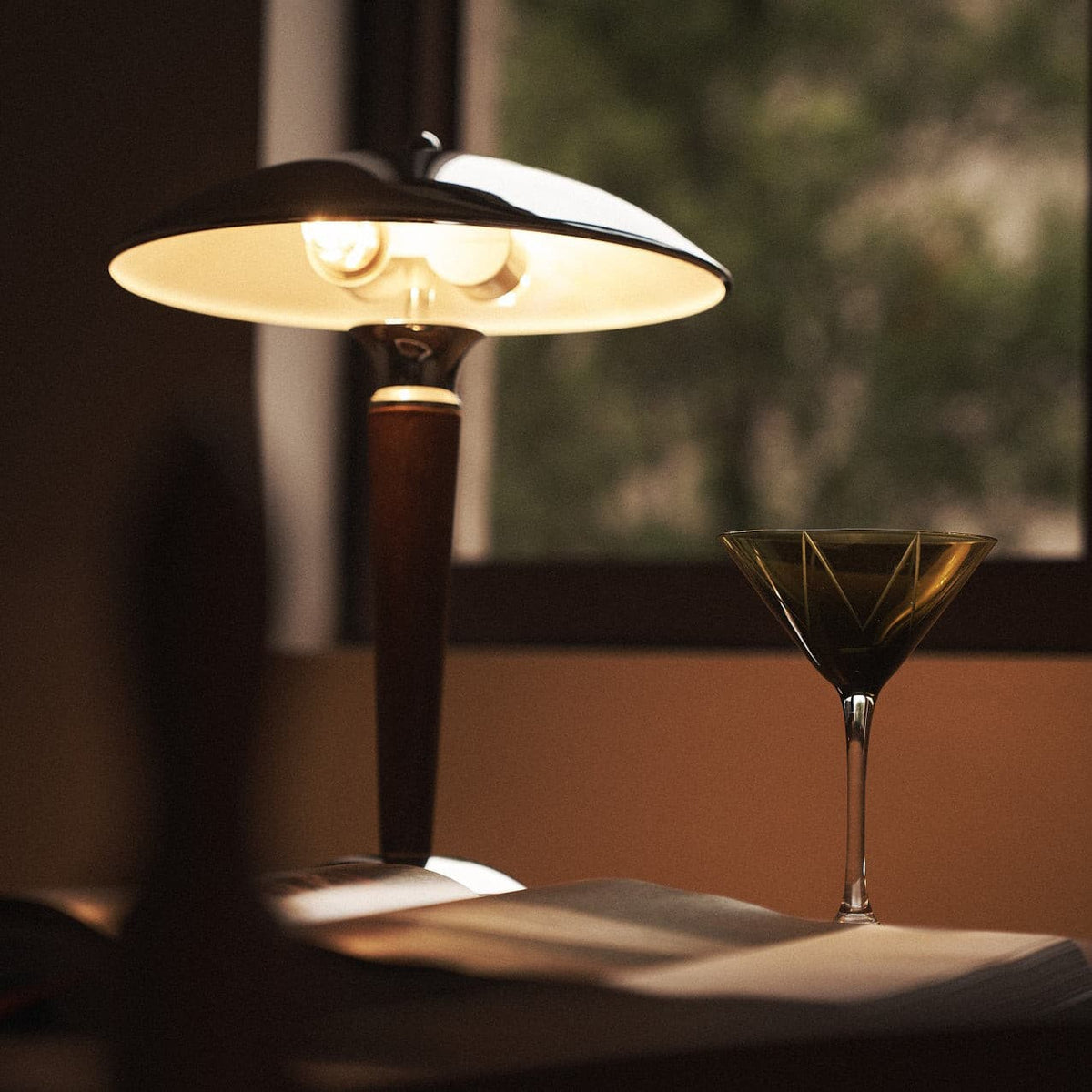 Mituro Classic Table Lamp