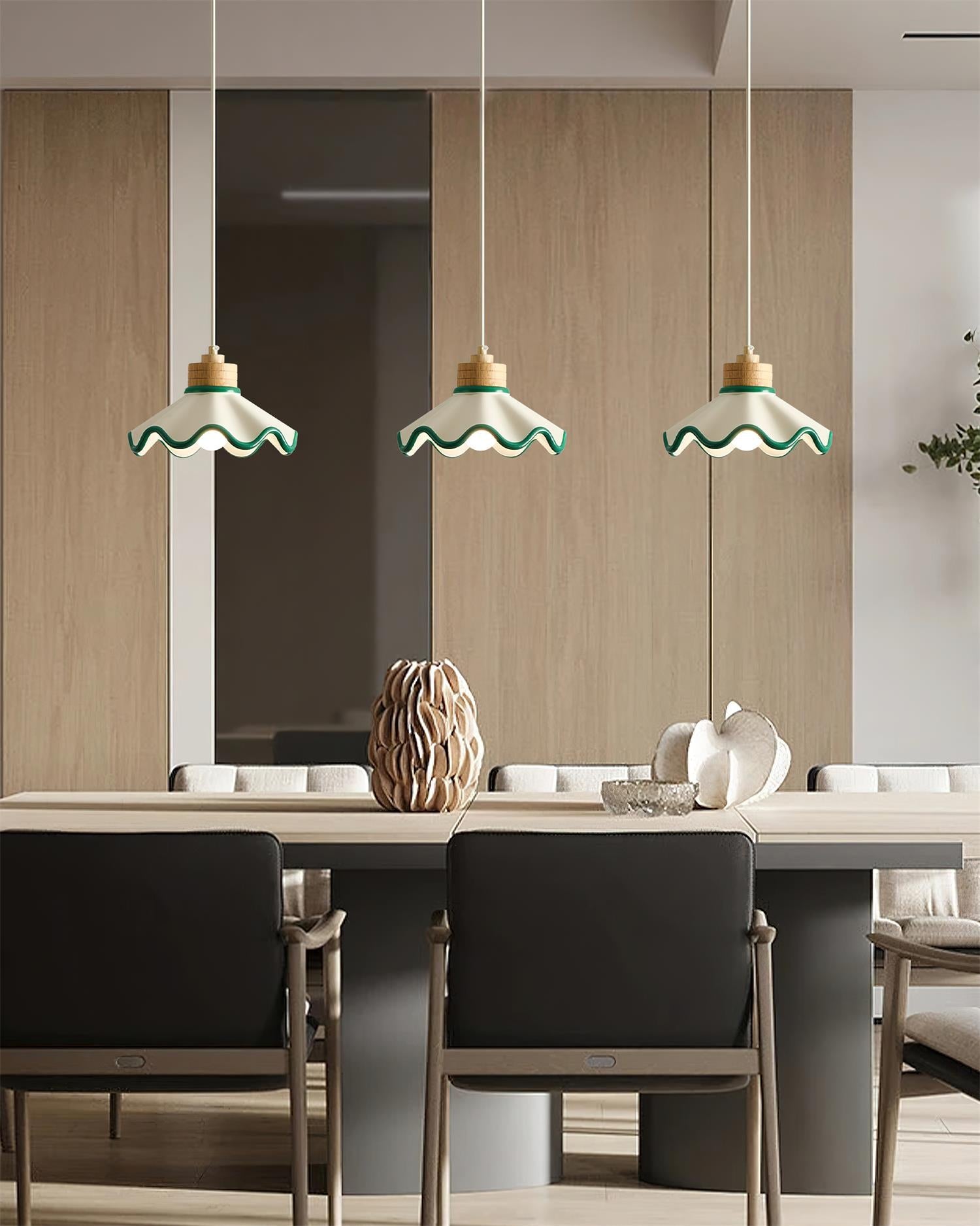 Najano Scalloped Pendant Light