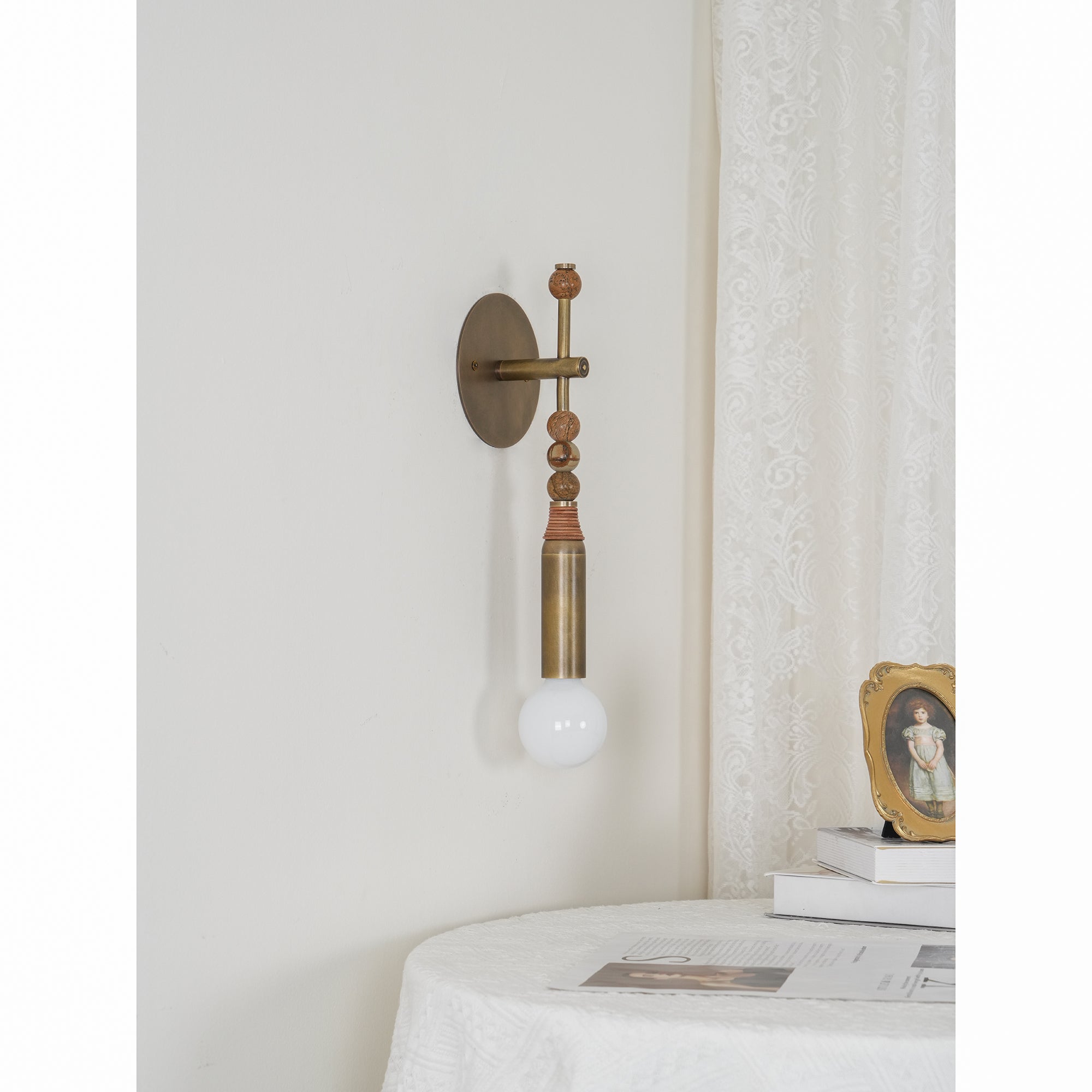 Bealyo Wall Light