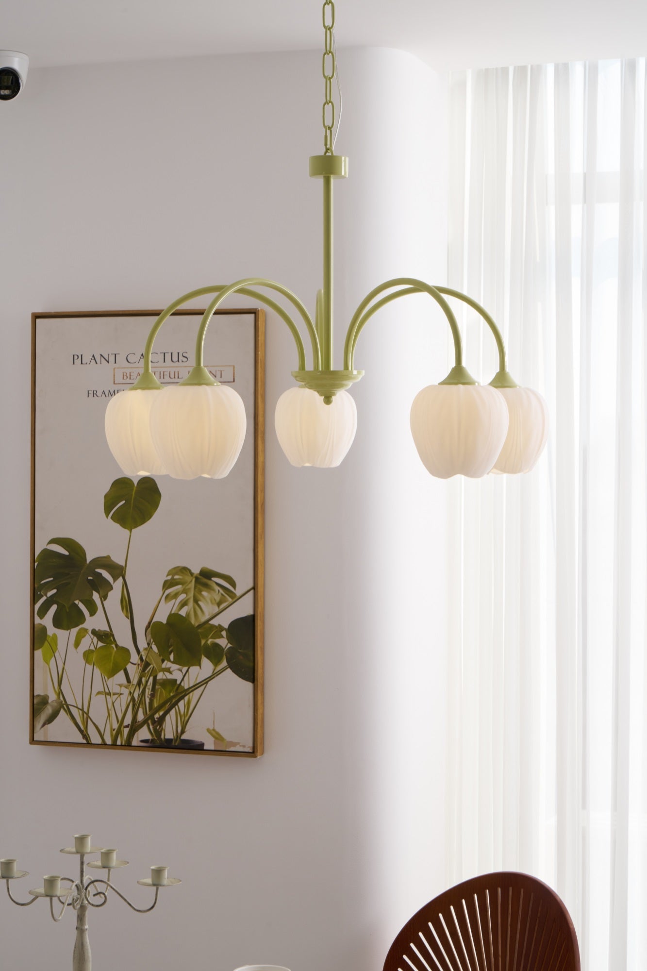 Alevovaor Tulip Chandelier
