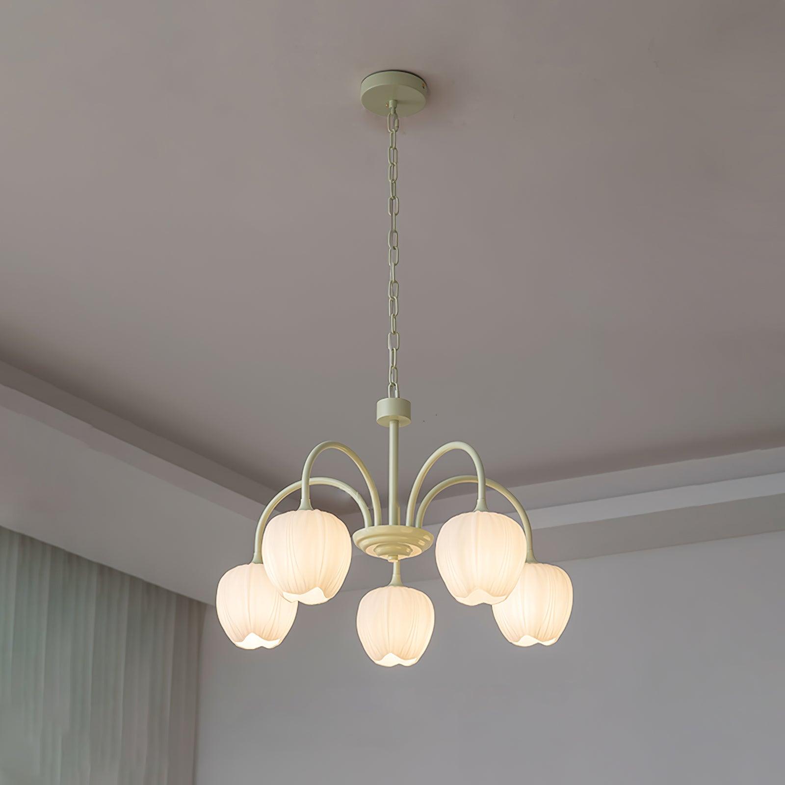 Alevovaor Tulip Chandelier