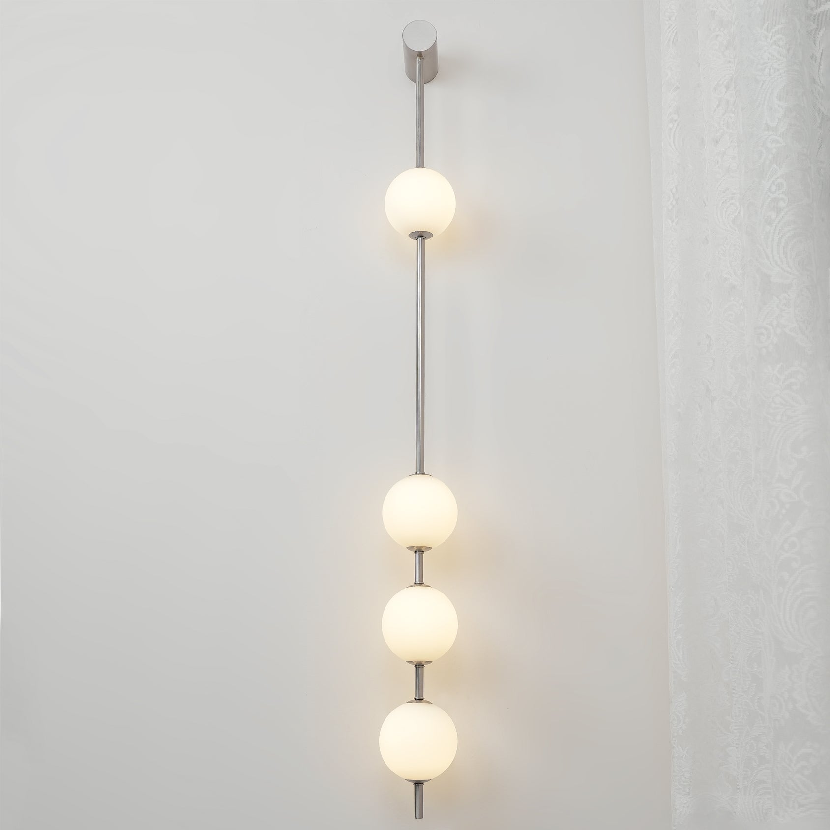 Votello Globe Wall Light