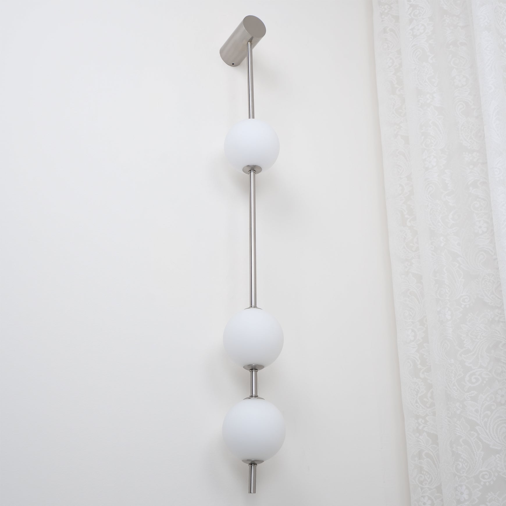 Votello Globe Wall Light