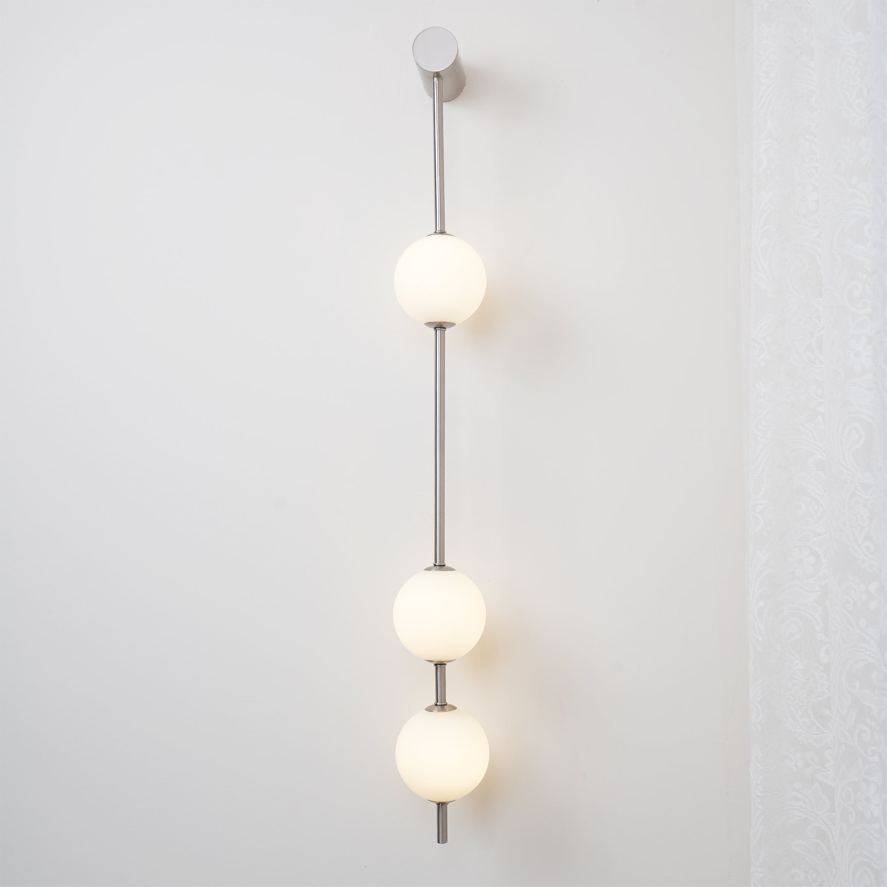 Votello Globe Wall Light