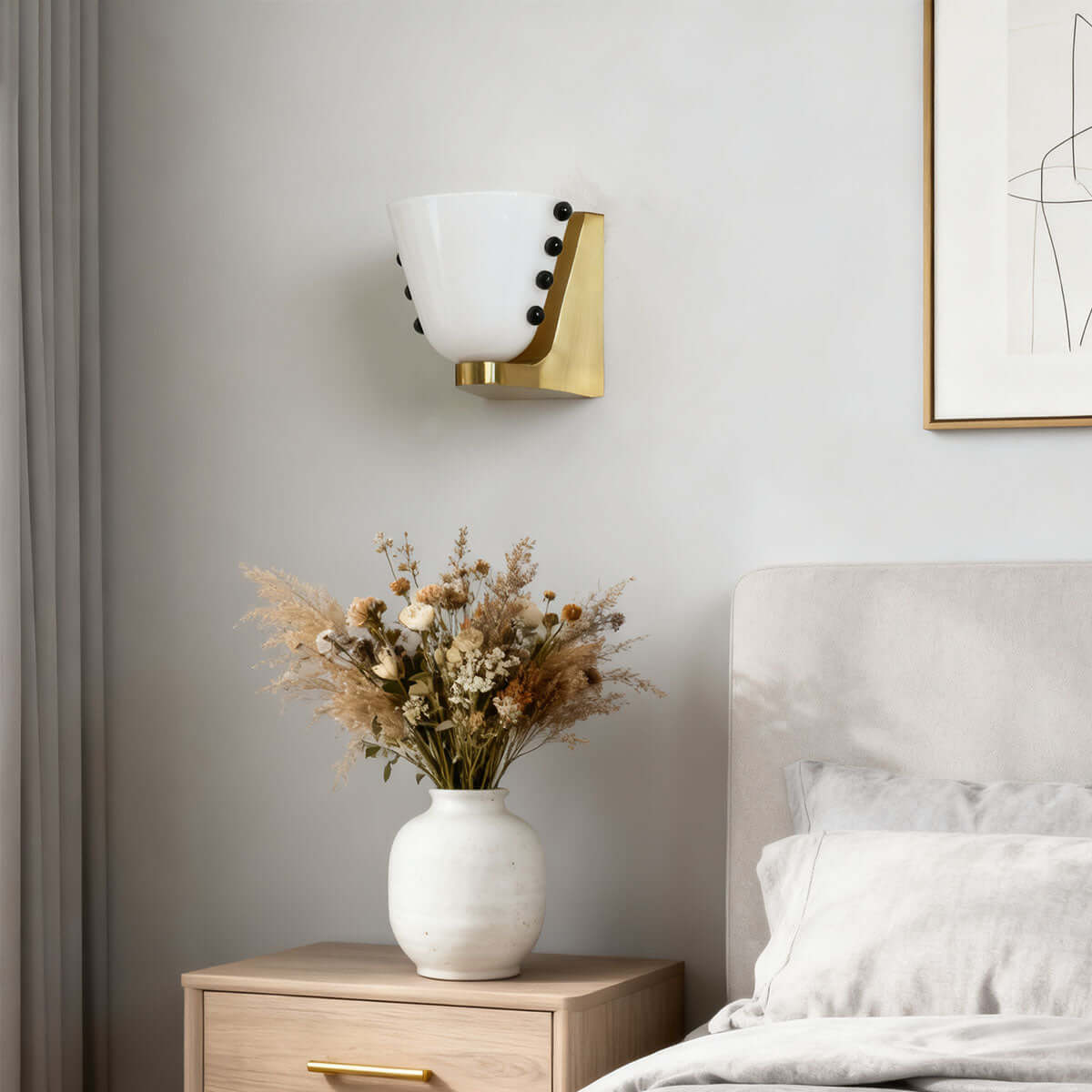 Ubavelo Wall Light
